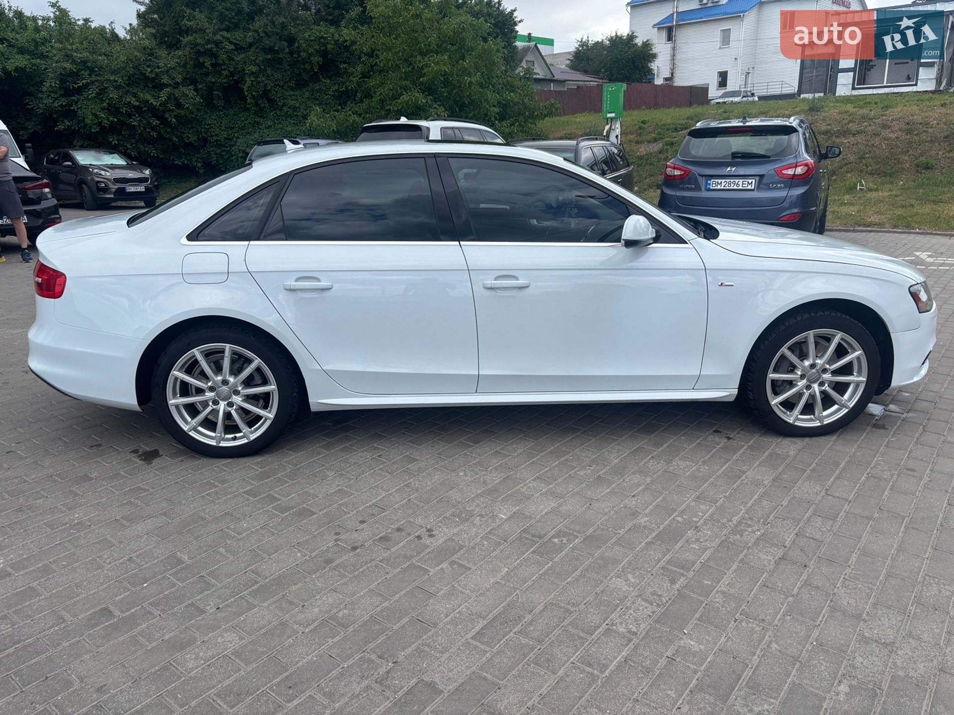 Audi A4 2015 VIN WAUBFAFL2GN015026 фото оголошення 6 з 14