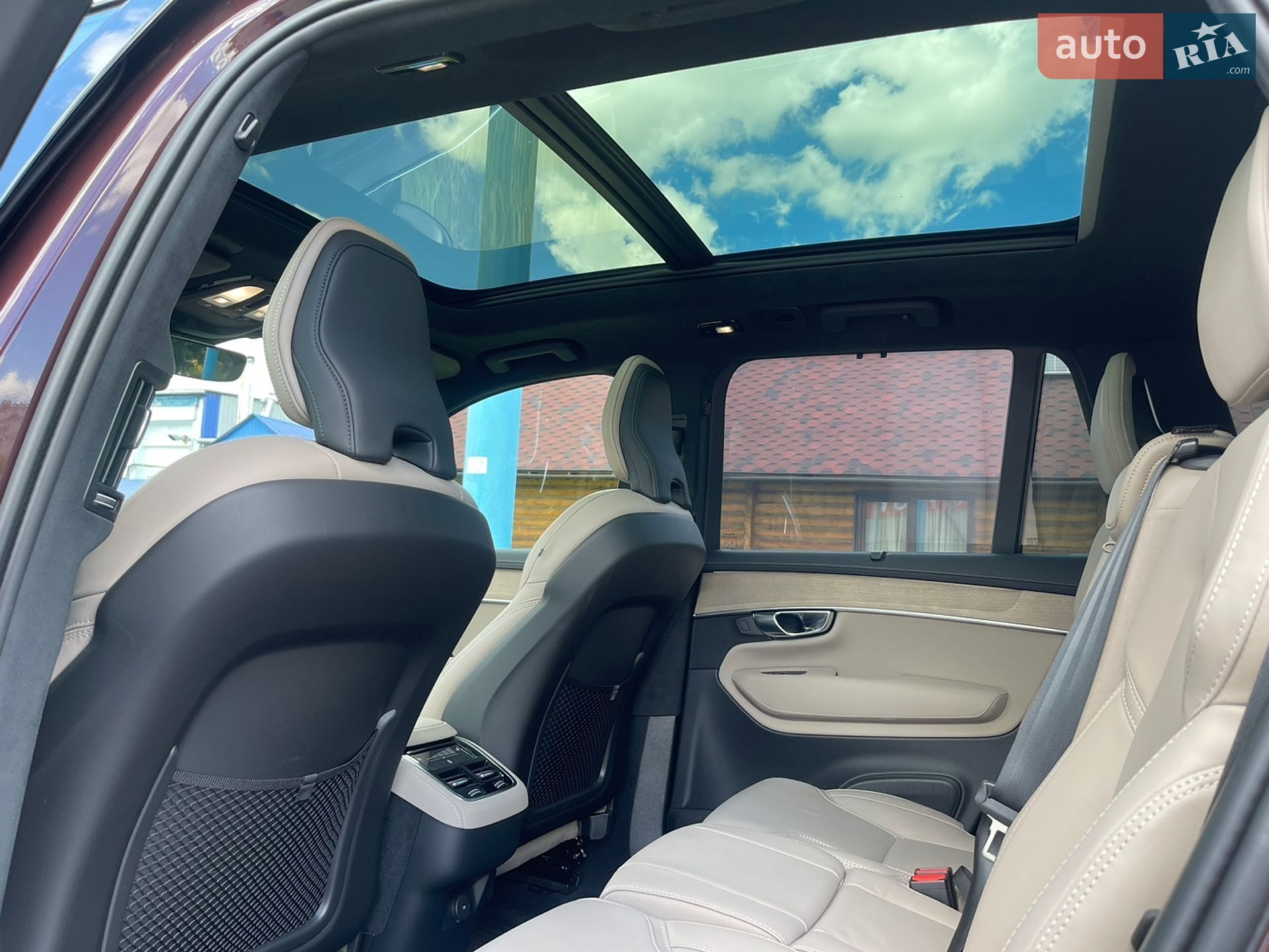 Volvo Xc90 2025 VIN YV1LFM1V9S1390908 фото оголошення 22 з 34