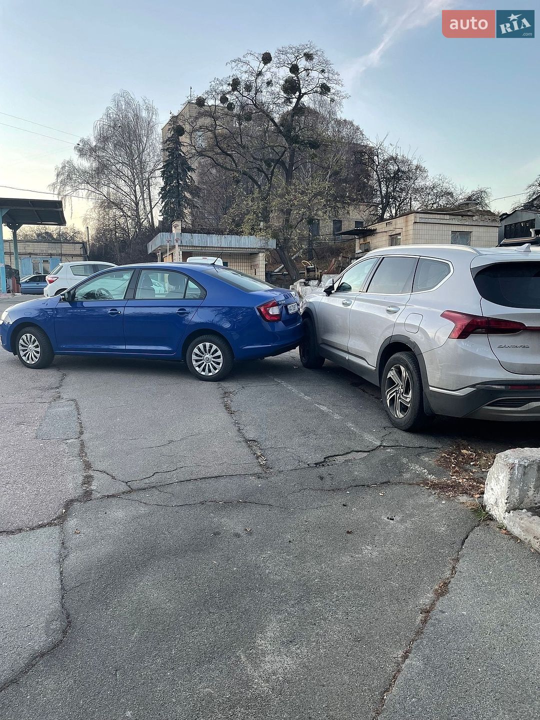 Hyundai Santa FE 2020 VIN KMHS381HHMU343020 фото оголошення 4 з 6