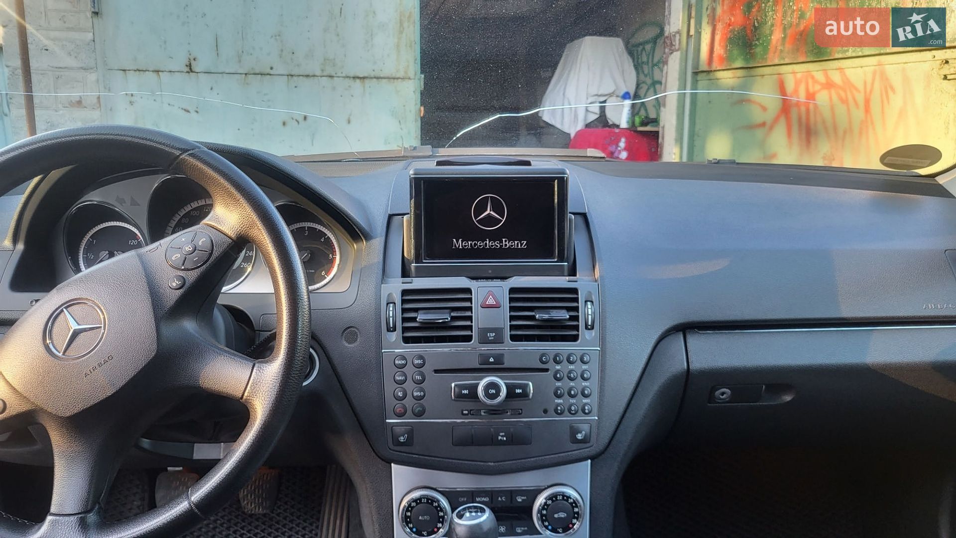 Mercedes-Benz C-Class 2010 VIN WDD2042021F506393 фото оголошення 2 з 9