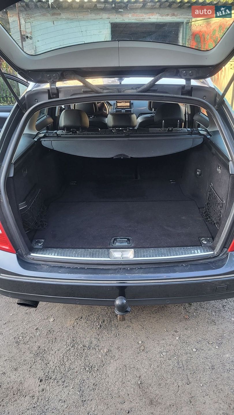 Mercedes-Benz C-Class 2010 VIN WDD2042021F506393 фото оголошення 3 з 9