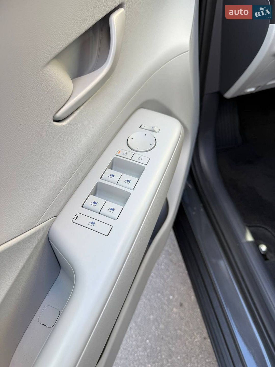 Hyundai Kona 2024 VIN KM8HCCABXSU255922 фото оголошення 19 з 22