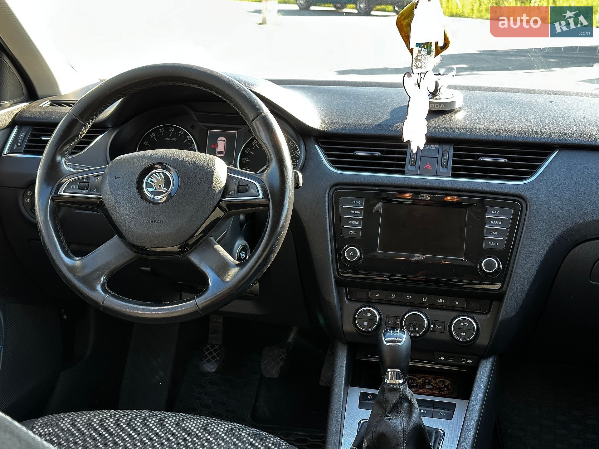 Skoda Octavia 2014 VIN TMBJG9NE9F0012312 фото оголошення 38 з 43