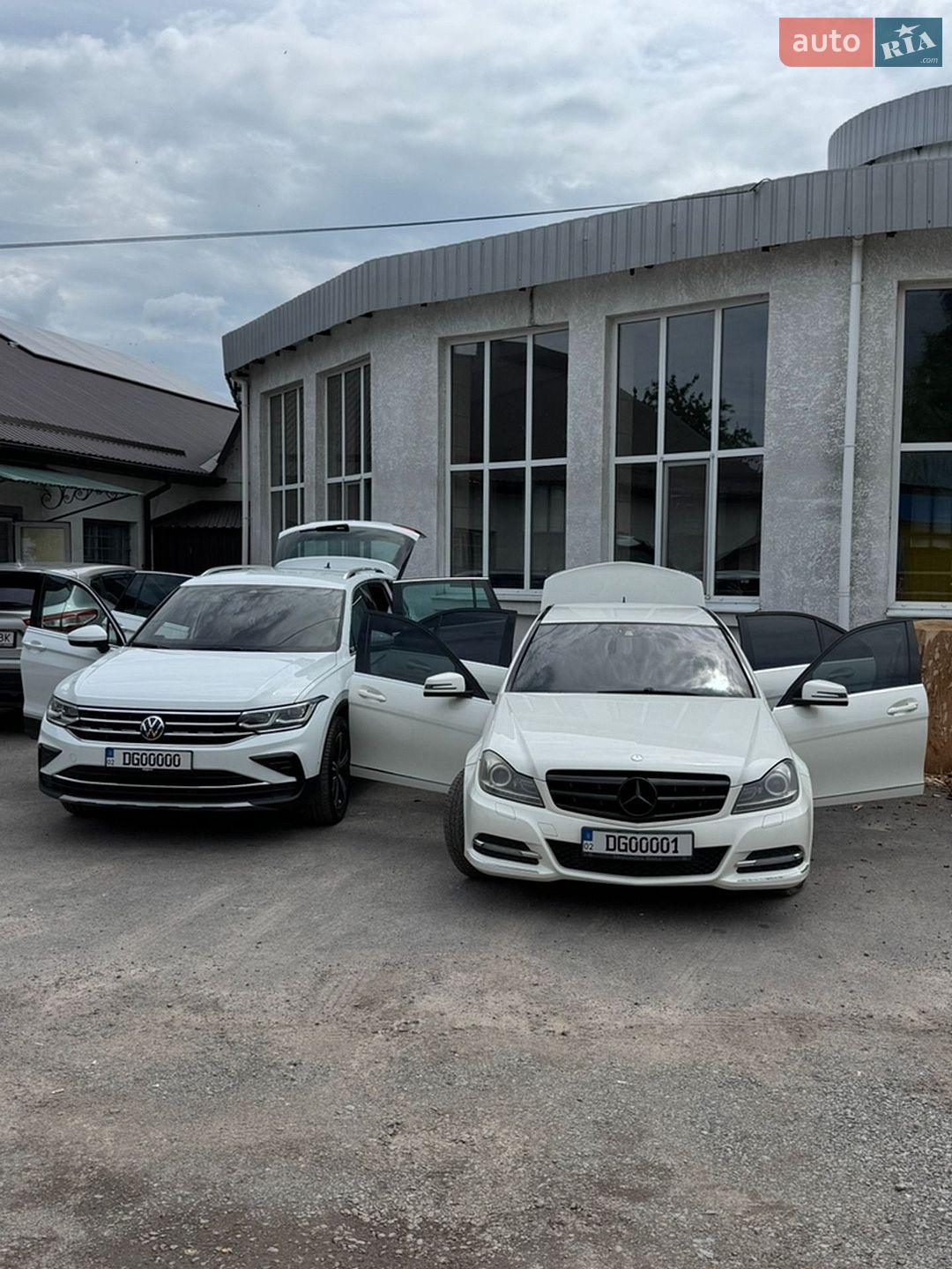 Volkswagen Tiguan 2023 VIN WVGZZZ5N9PW061226 фото оголошення 350 з 361