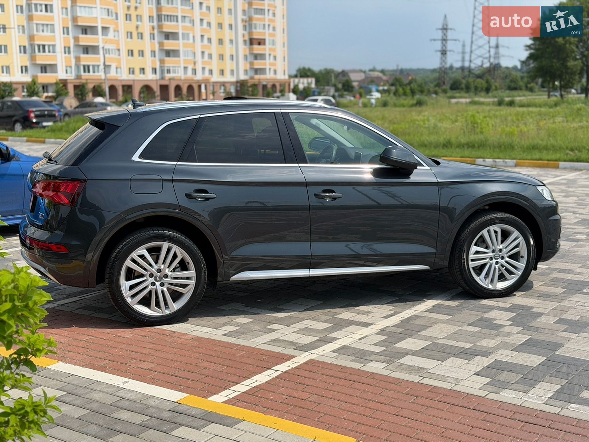 Audi Q5 2018 VIN WA1BNAFY5J2133219 фото оголошення 8 з 39