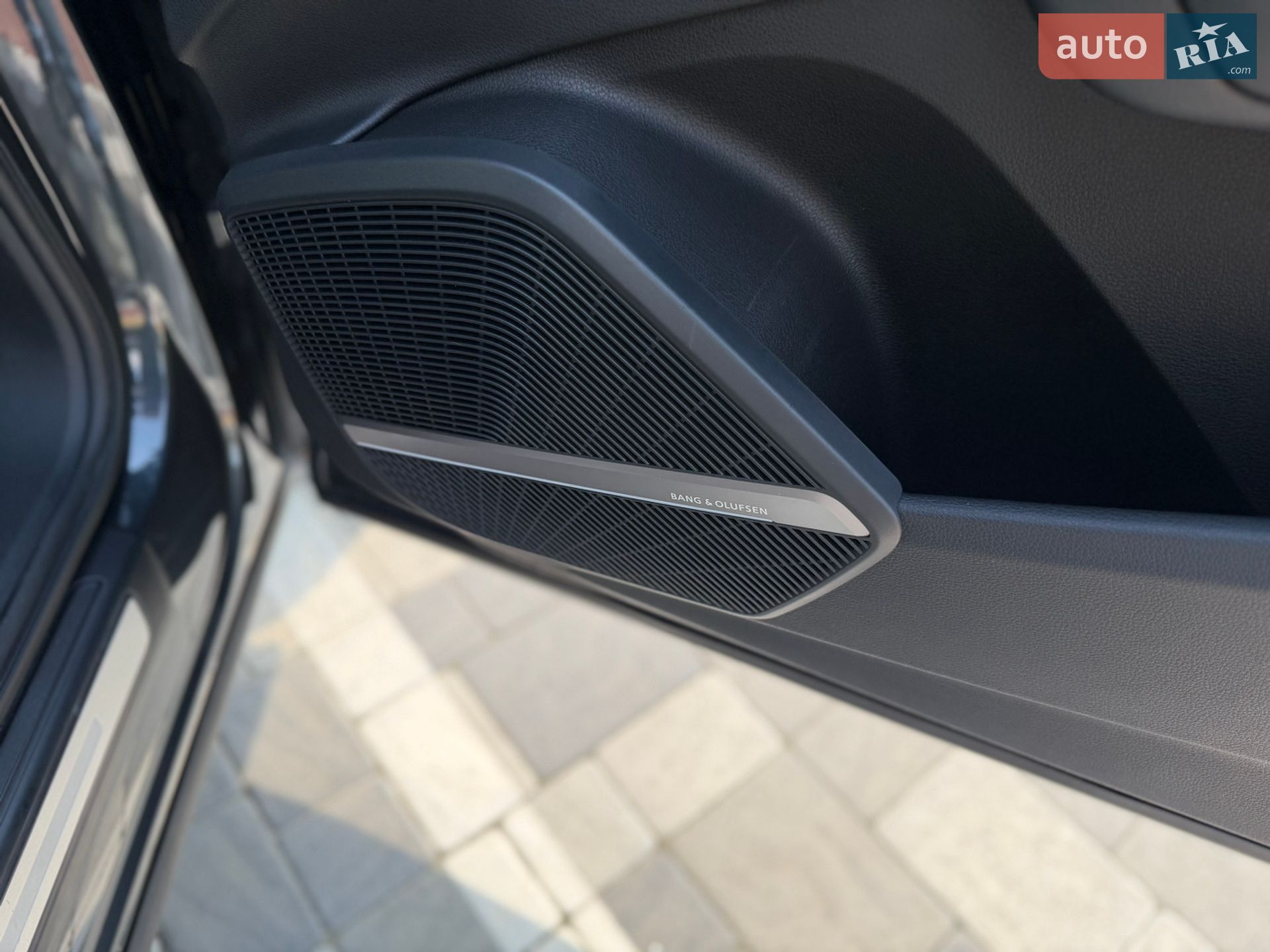 Audi Q5 2018 VIN WA1BNAFY5J2133219 фото оголошення 14 з 39
