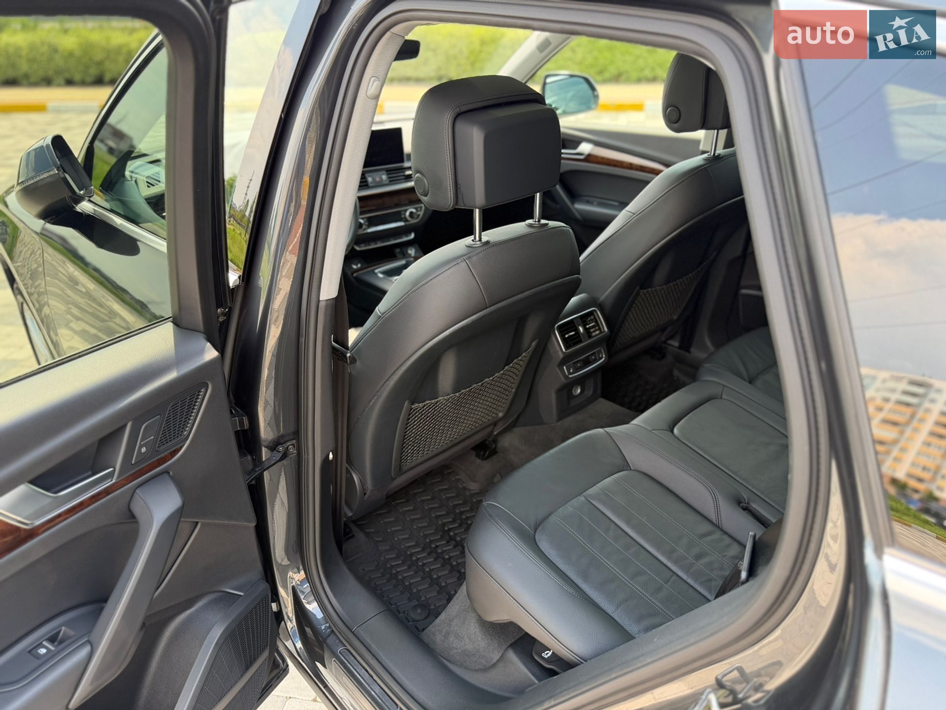 Audi Q5 2018 VIN WA1BNAFY5J2133219 фото оголошення 22 з 39