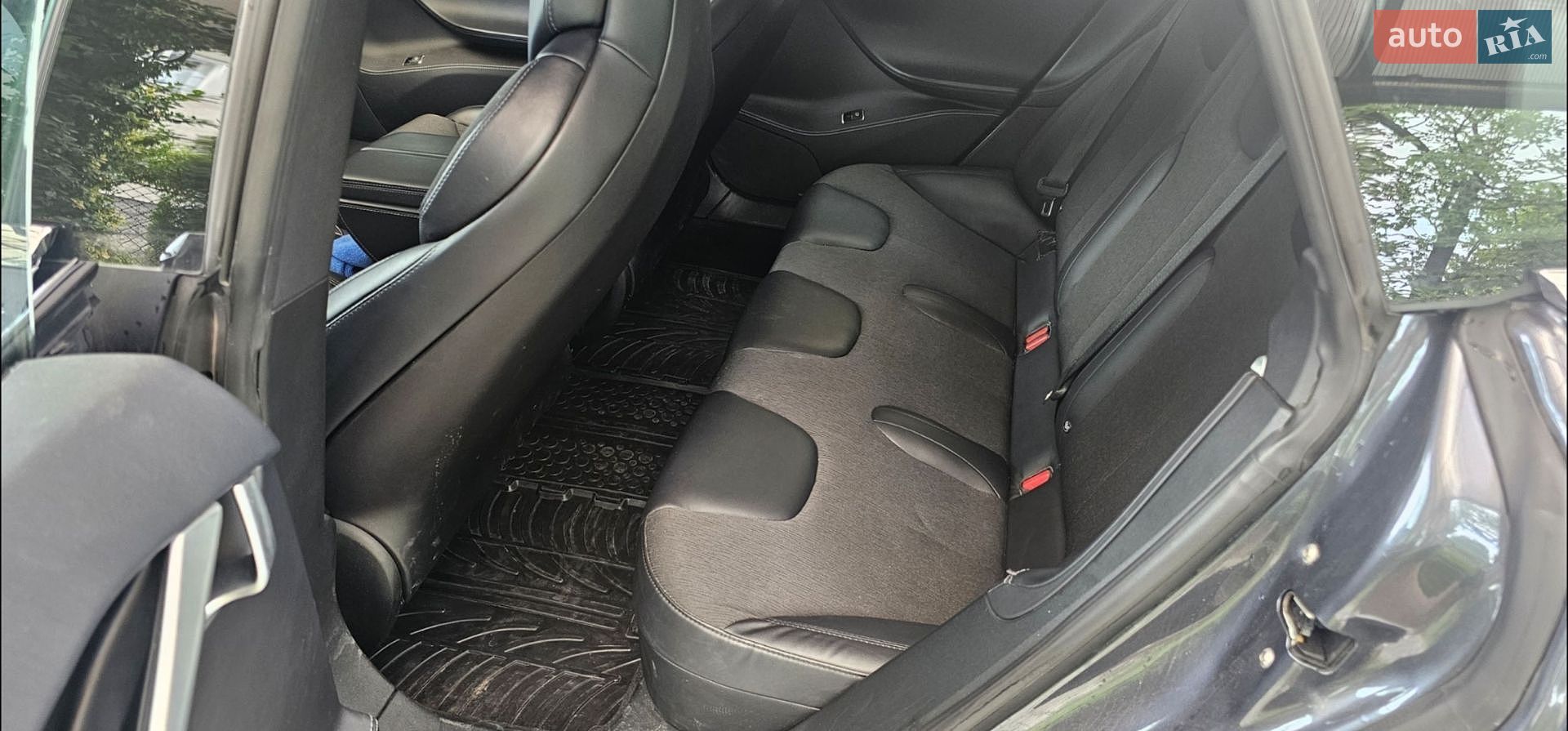 Tesla Model S 2017 VIN 5YJSA7E23HF209125 фото оголошення 14 з 14