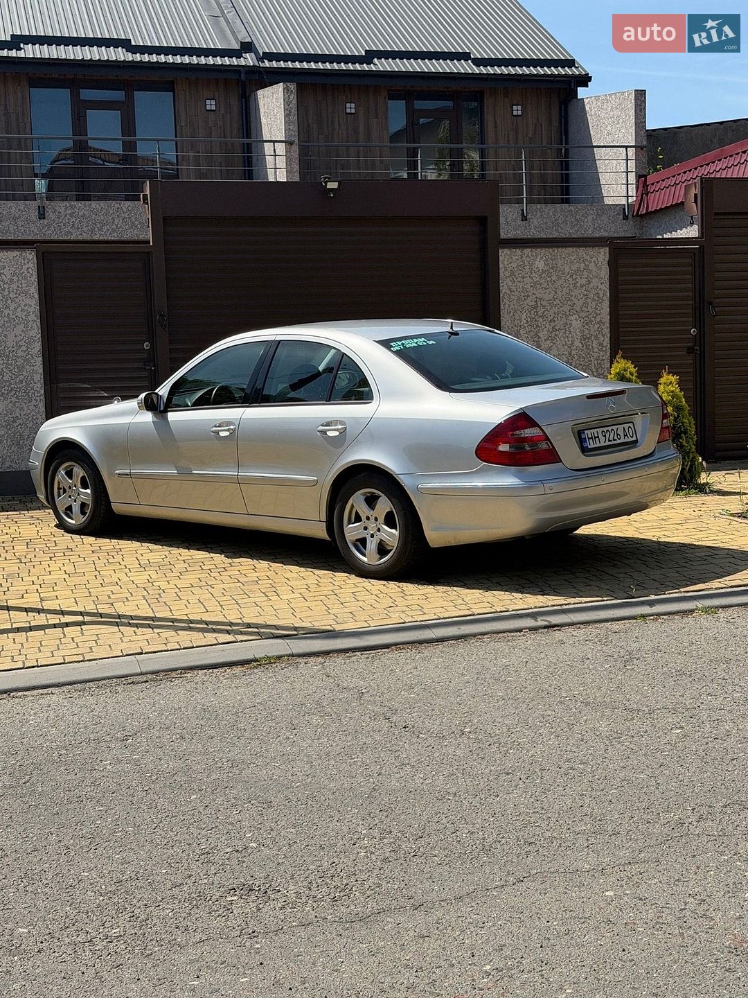 Mercedes-Benz E-Class 2004 VIN WDB2110061A698713 фото оголошення 3 з 15