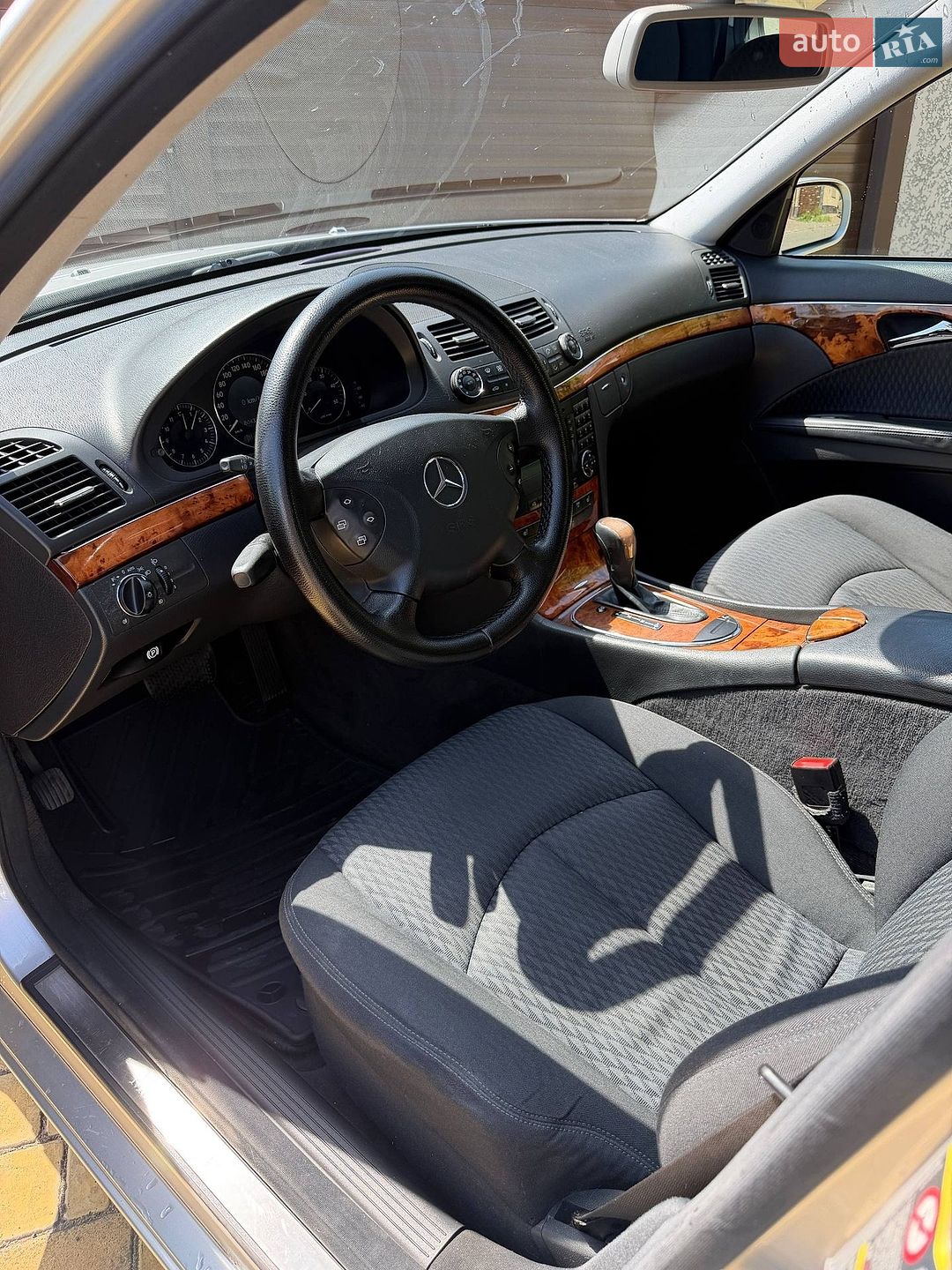 Mercedes-Benz E-Class 2004 VIN WDB2110061A698713 фото оголошення 9 з 15