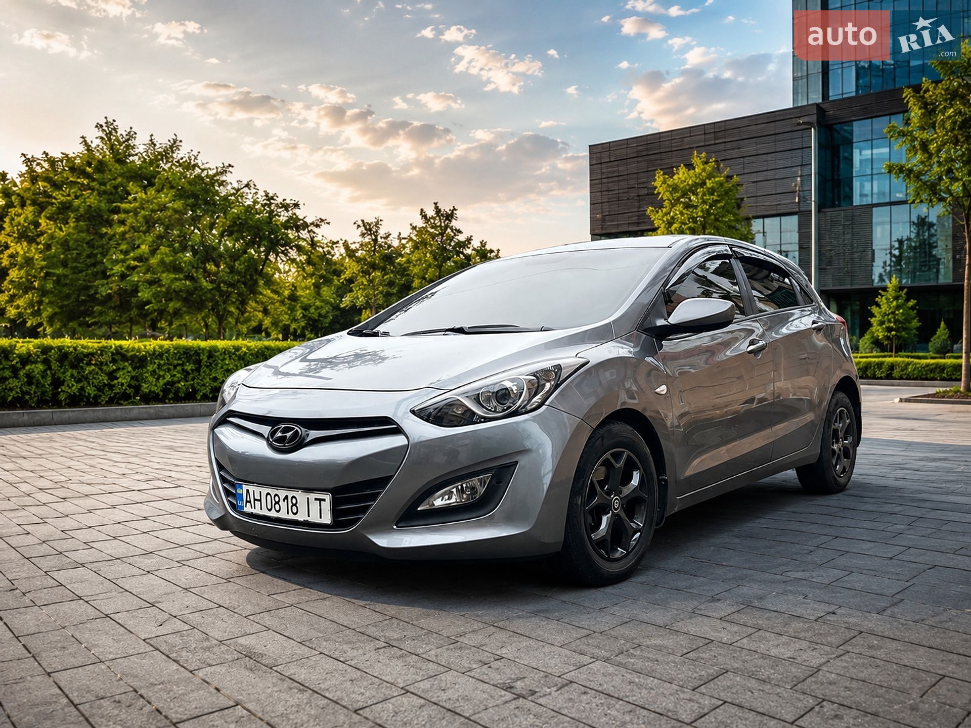 Hyundai i30 2013 VIN TMAD251AAEJ138584 фото оголошення 2 з 12