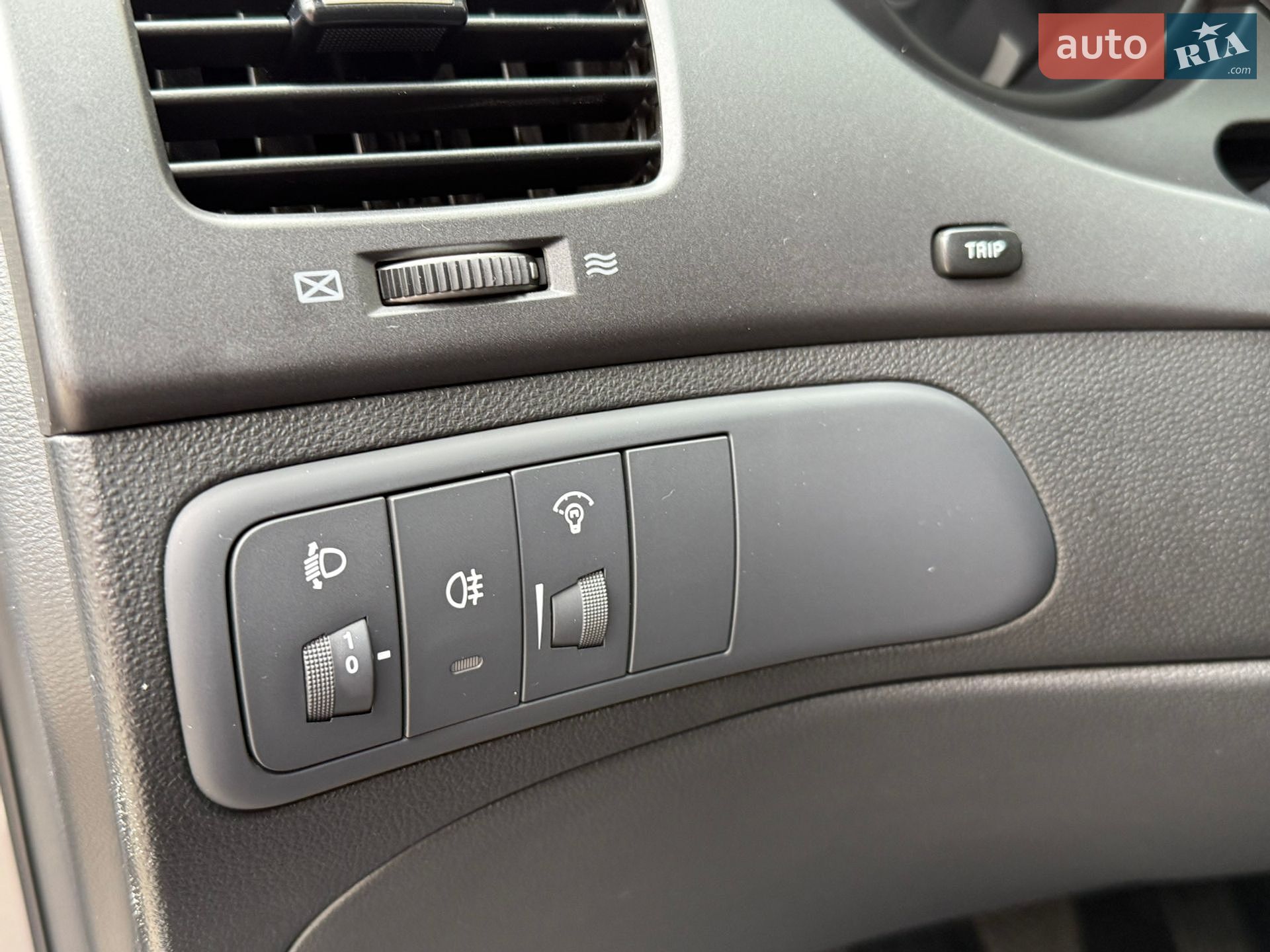 Kia Magentis 2008 VIN KNAGE227295261777 фото оголошення 108 з 220
