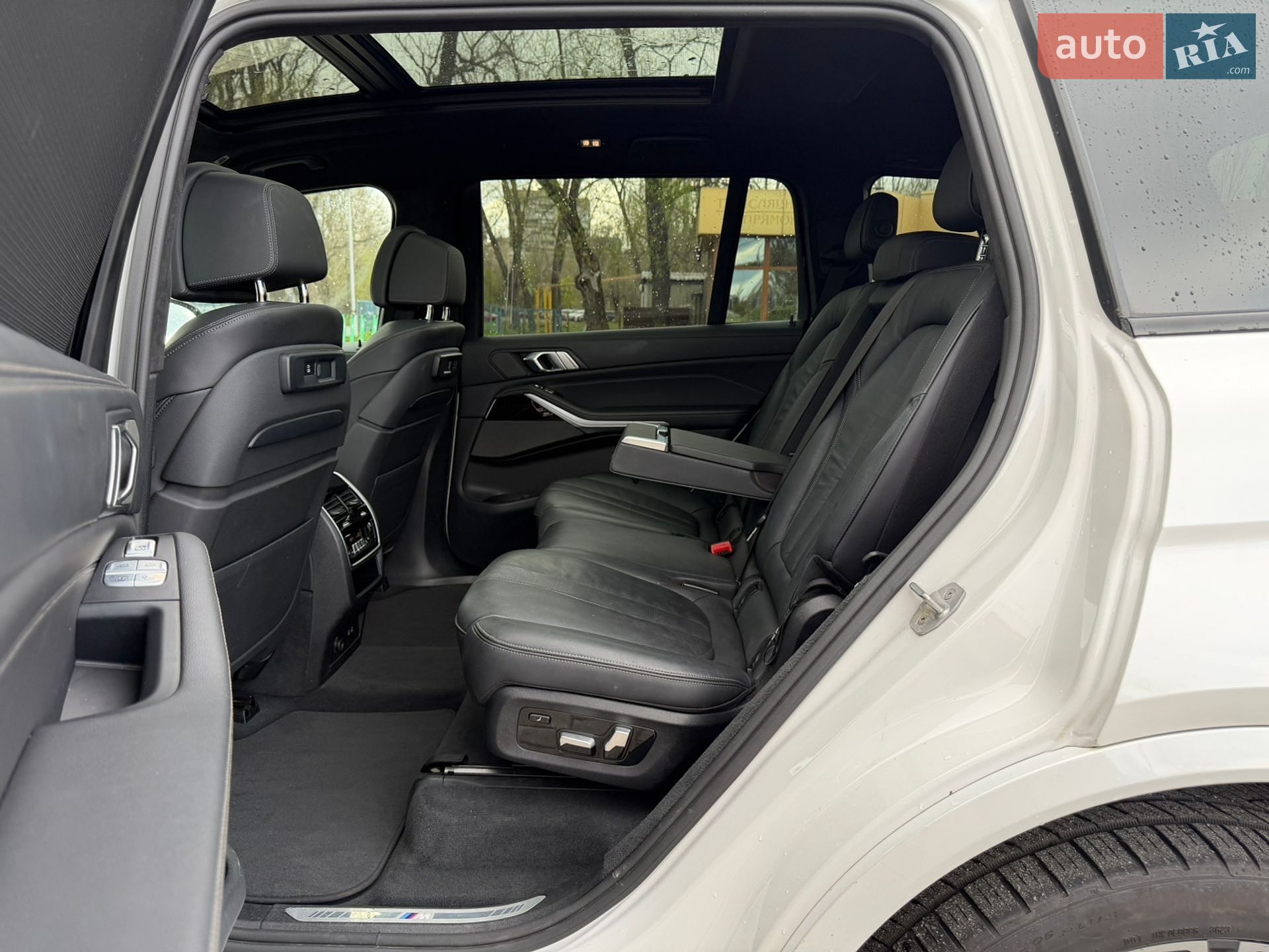 BMW X7 2020 VIN 5UXCX6C09L9C83152 фото оголошення 9 з 14