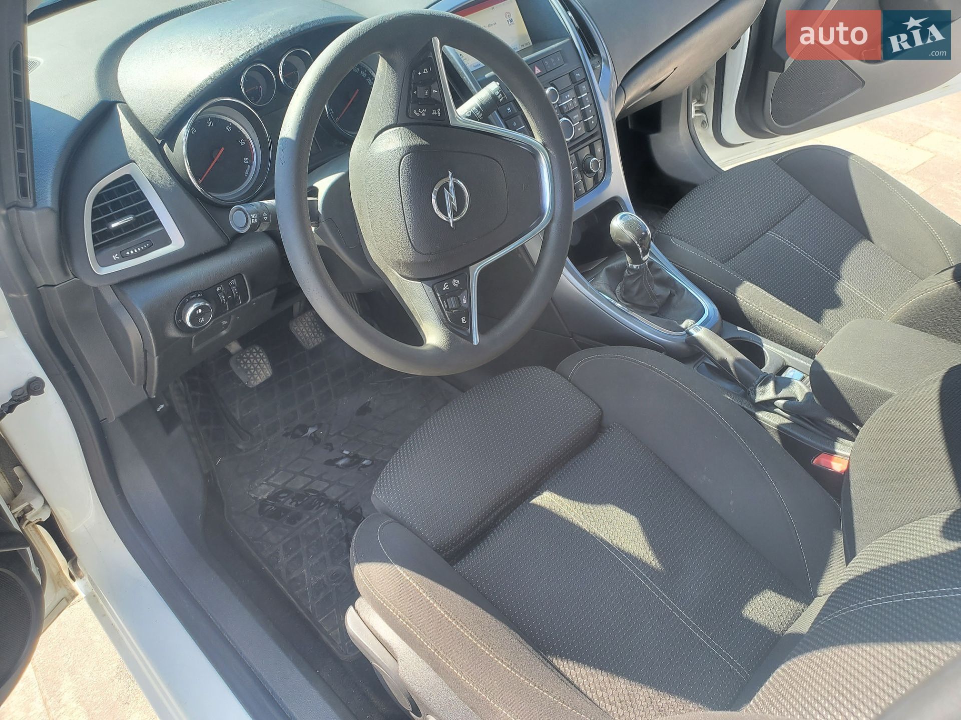 Opel Astra 2015 VIN W0LPD8E60F8044247 фото оголошення 10 з 13