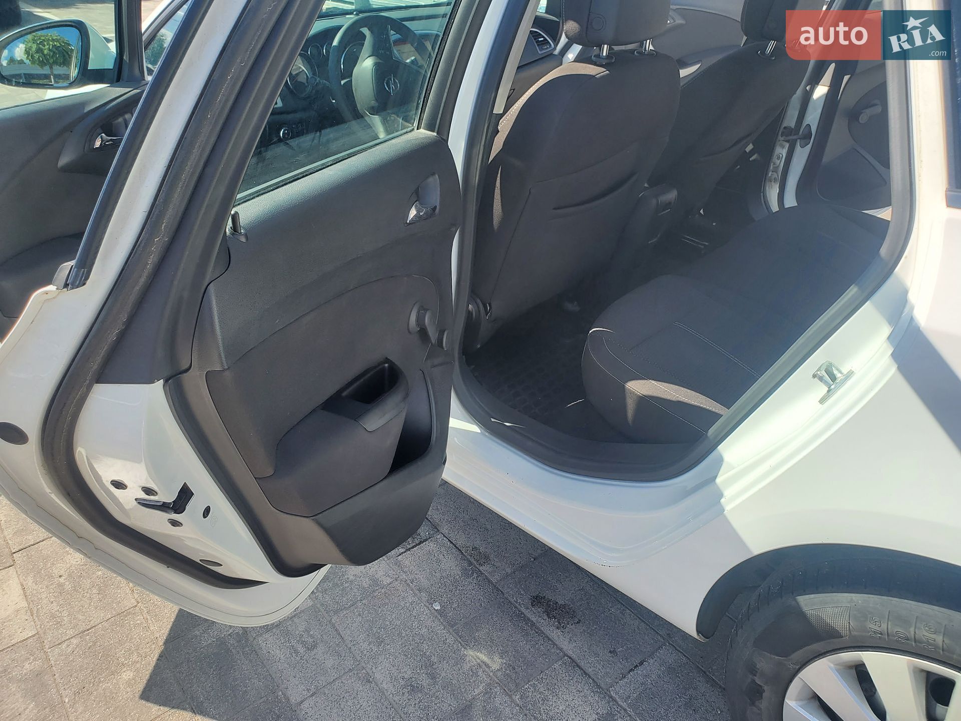 Opel Astra 2015 VIN W0LPD8E60F8044247 фото оголошення 11 з 13