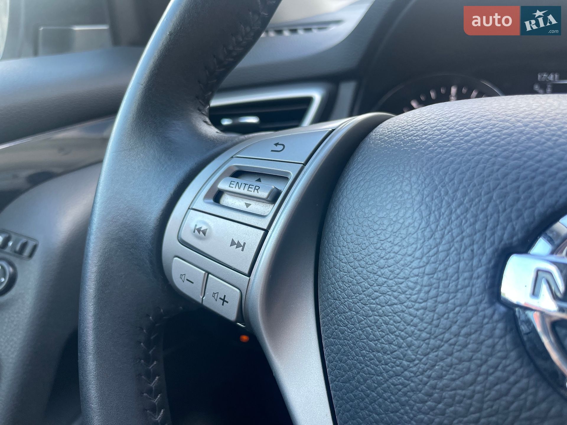 Nissan Qashqai 2016 VIN SJNFDAJ11U1829193 фото оголошення 47 з 141