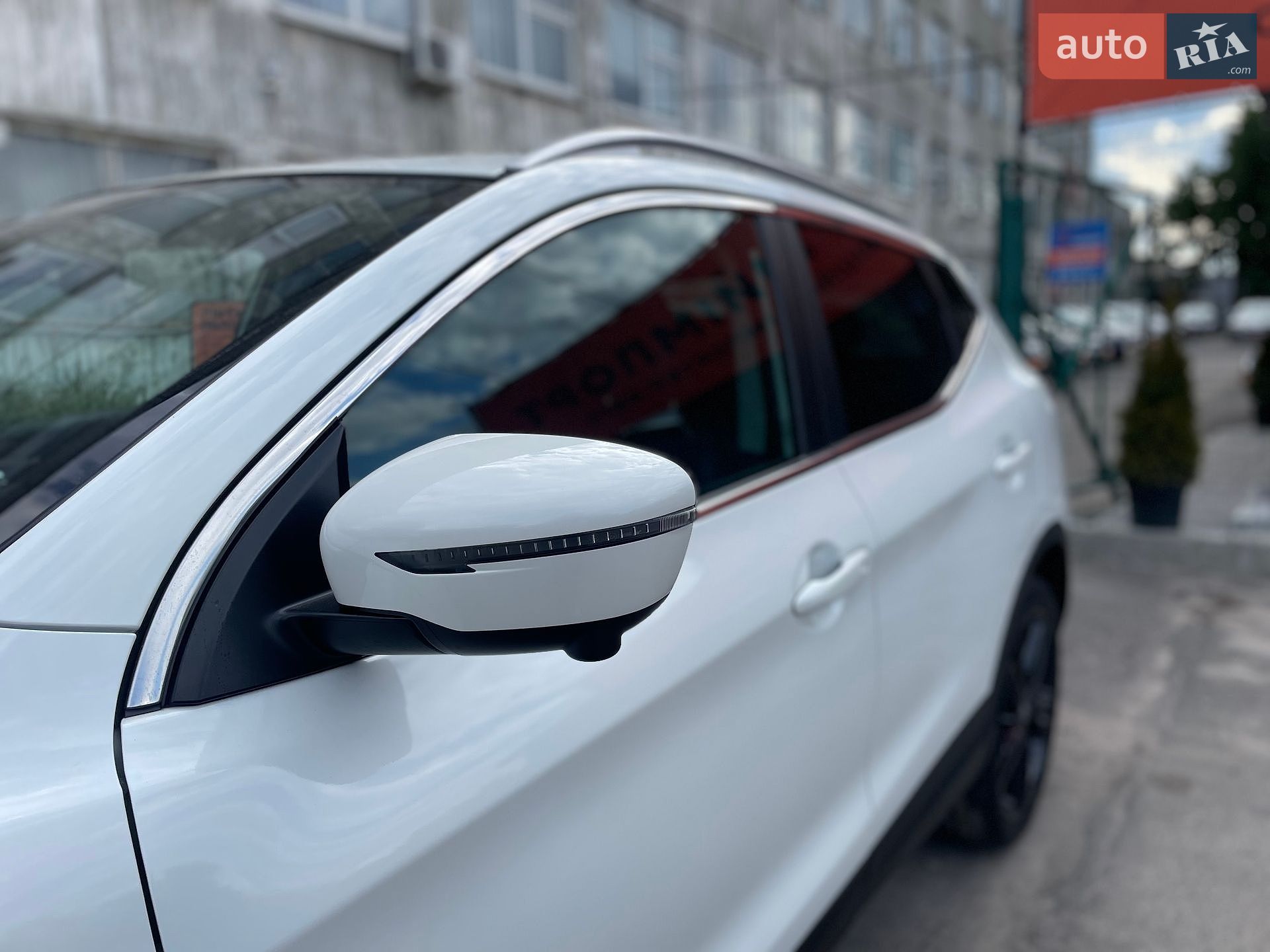 Nissan Qashqai 2016 VIN SJNFDAJ11U1829193 фото оголошення 94 з 141