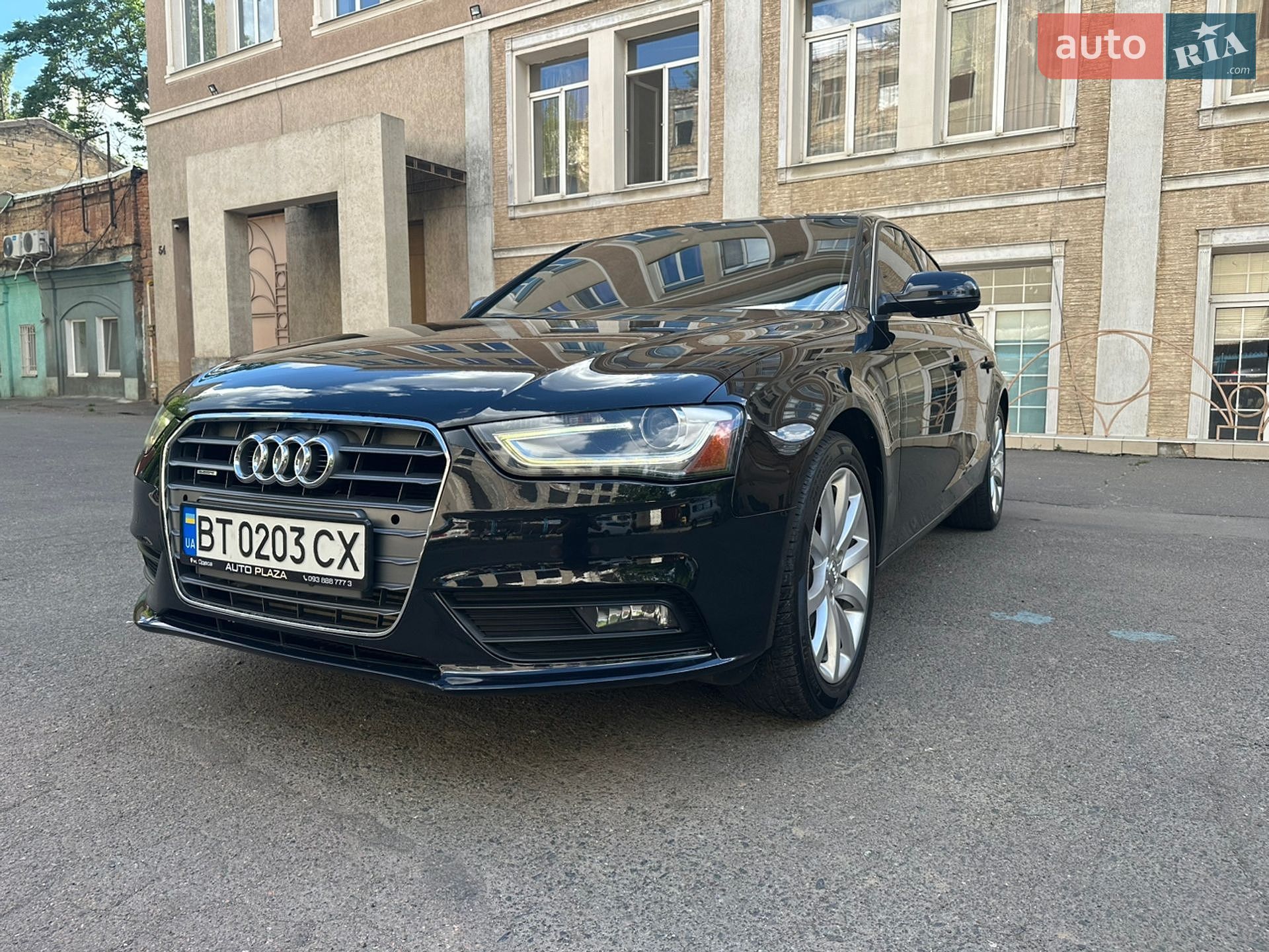 Audi A4 2013 VIN WAUFFAFL3DN042460 фото оголошення 2 з 29
