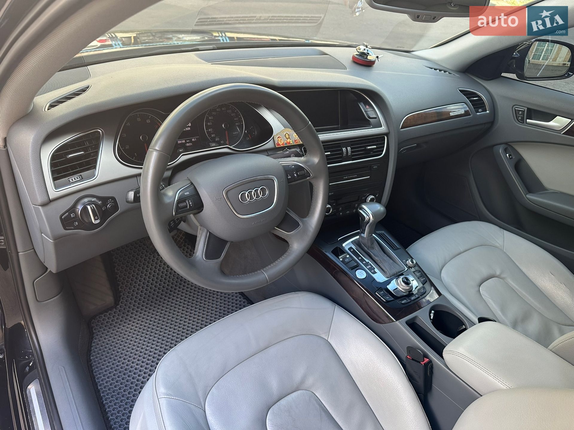 Audi A4 2013 VIN WAUFFAFL3DN042460 фото оголошення 14 з 29