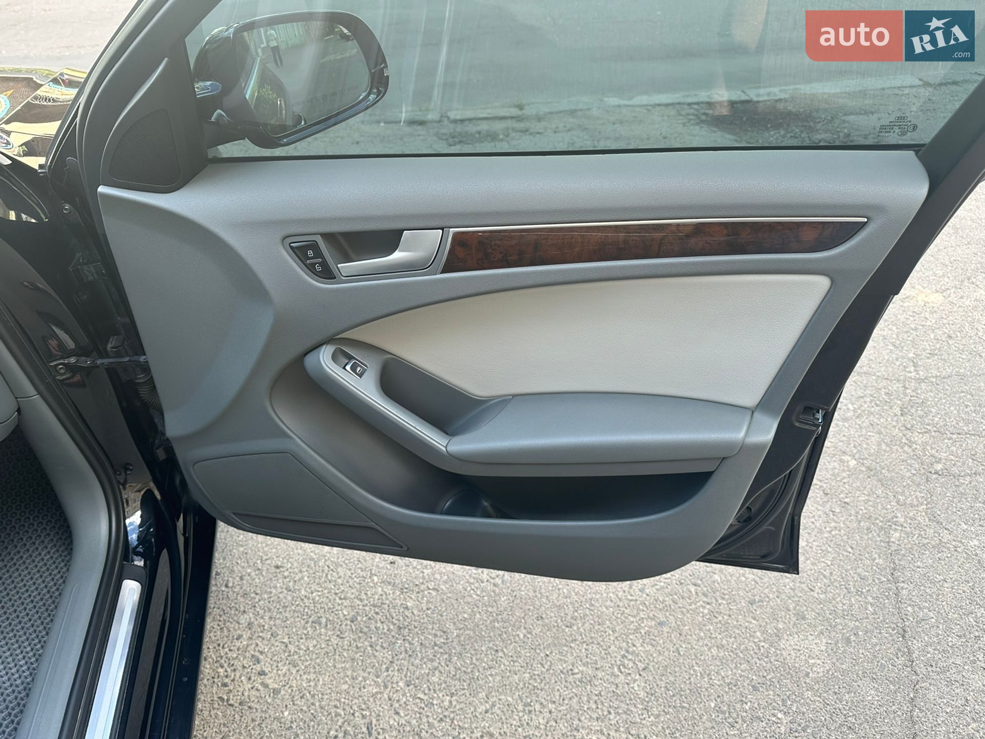Audi A4 2013 VIN WAUFFAFL3DN042460 фото оголошення 21 з 29