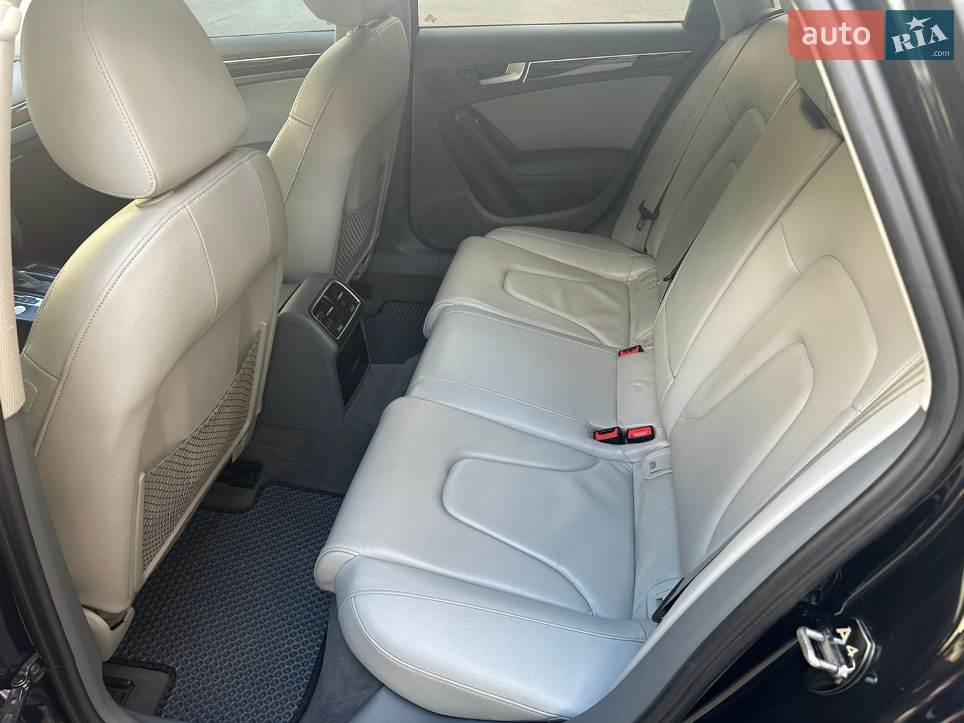 Audi A4 2013 VIN WAUFFAFL3DN042460 фото оголошення 27 з 29