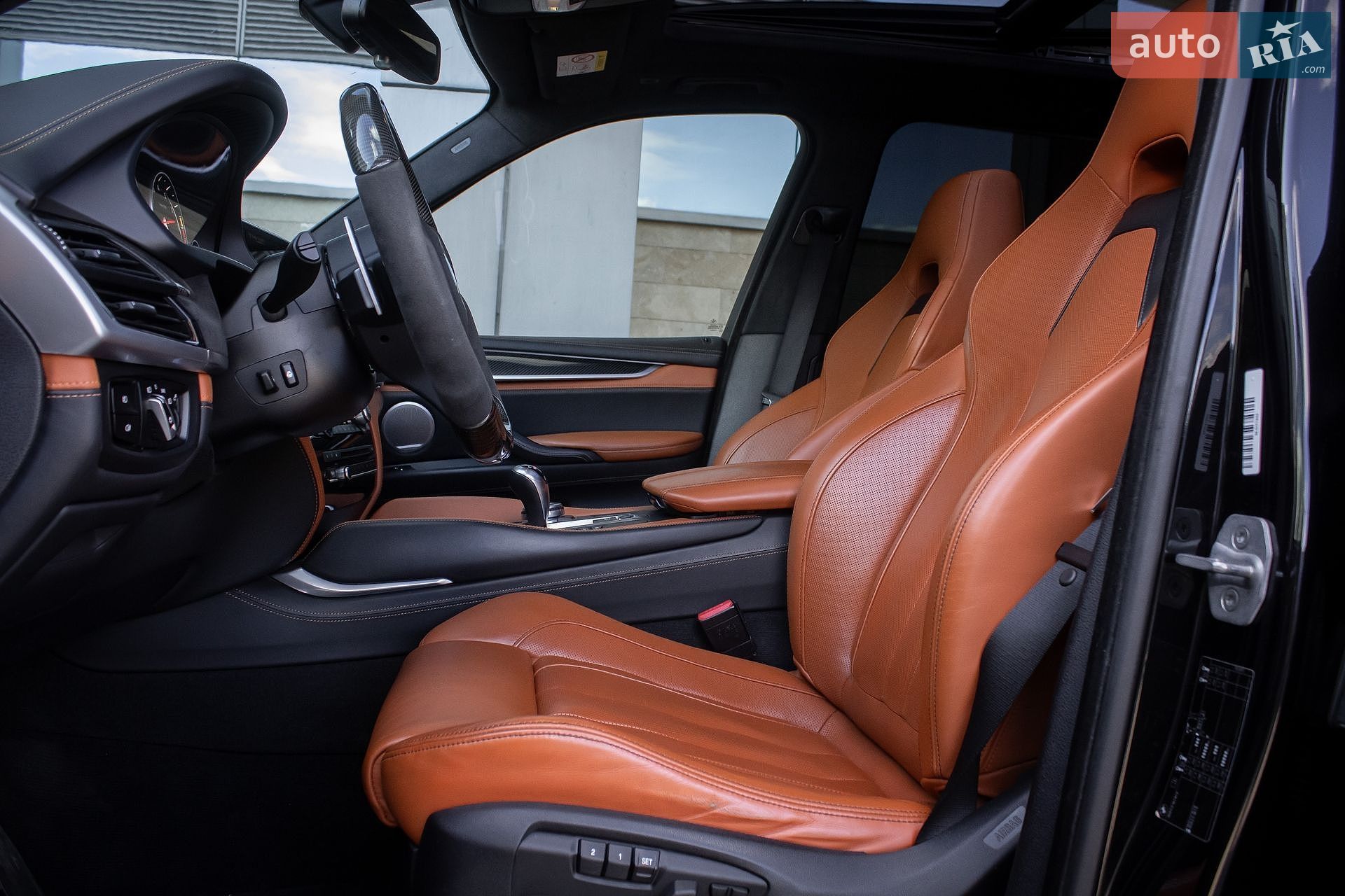 BMW X5 M 2015 VIN WBSKT610500C88322 фото оголошення 11 з 71