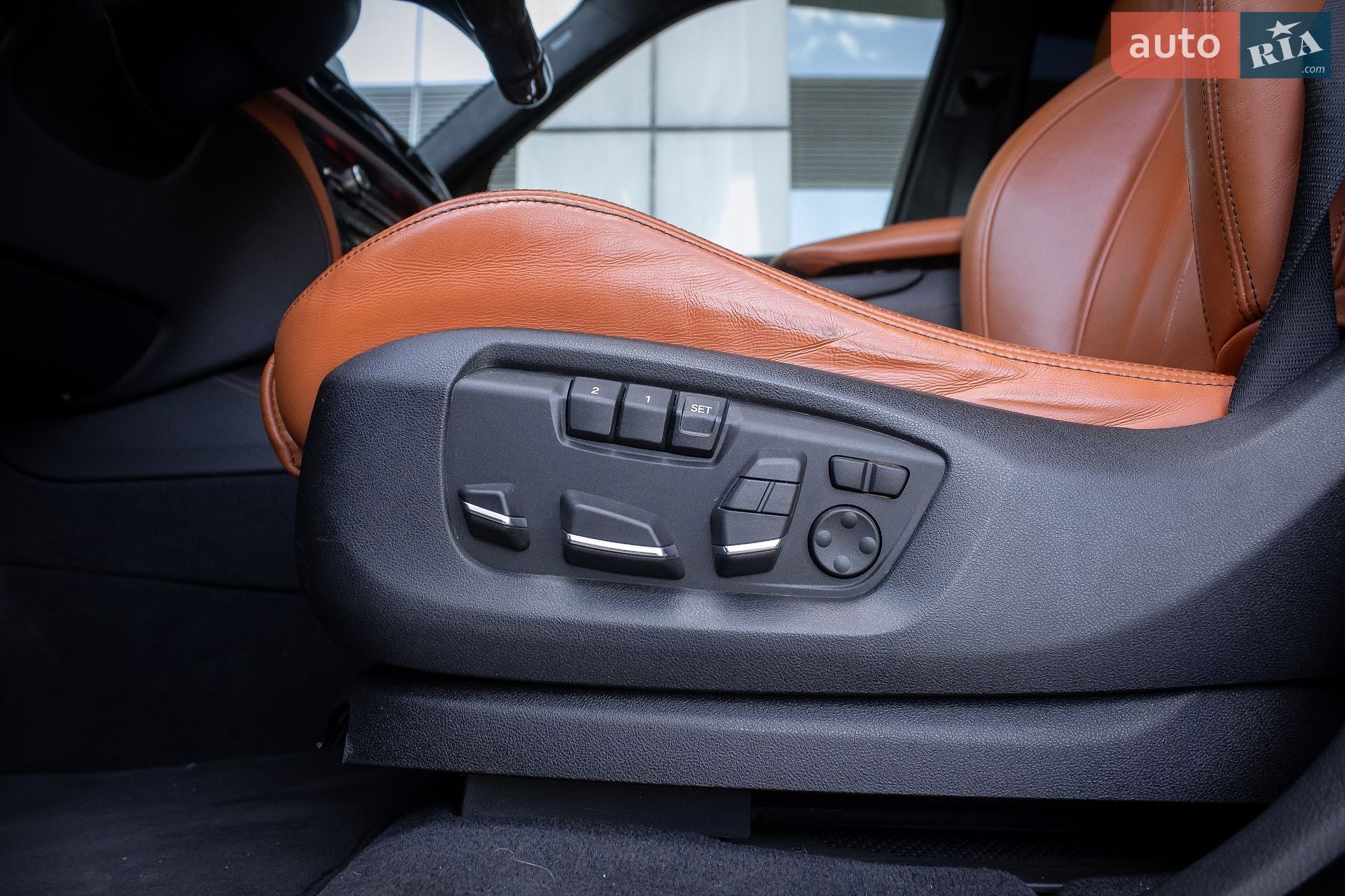 BMW X5 M 2015 VIN WBSKT610500C88322 фото оголошення 46 з 71