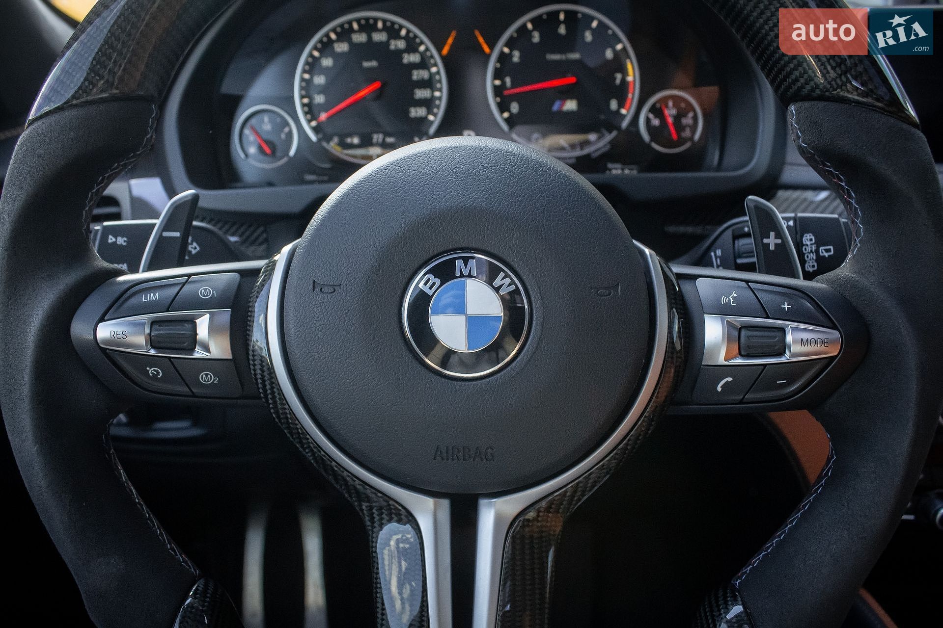 BMW X5 M 2015 VIN WBSKT610500C88322 фото оголошення 17 з 71