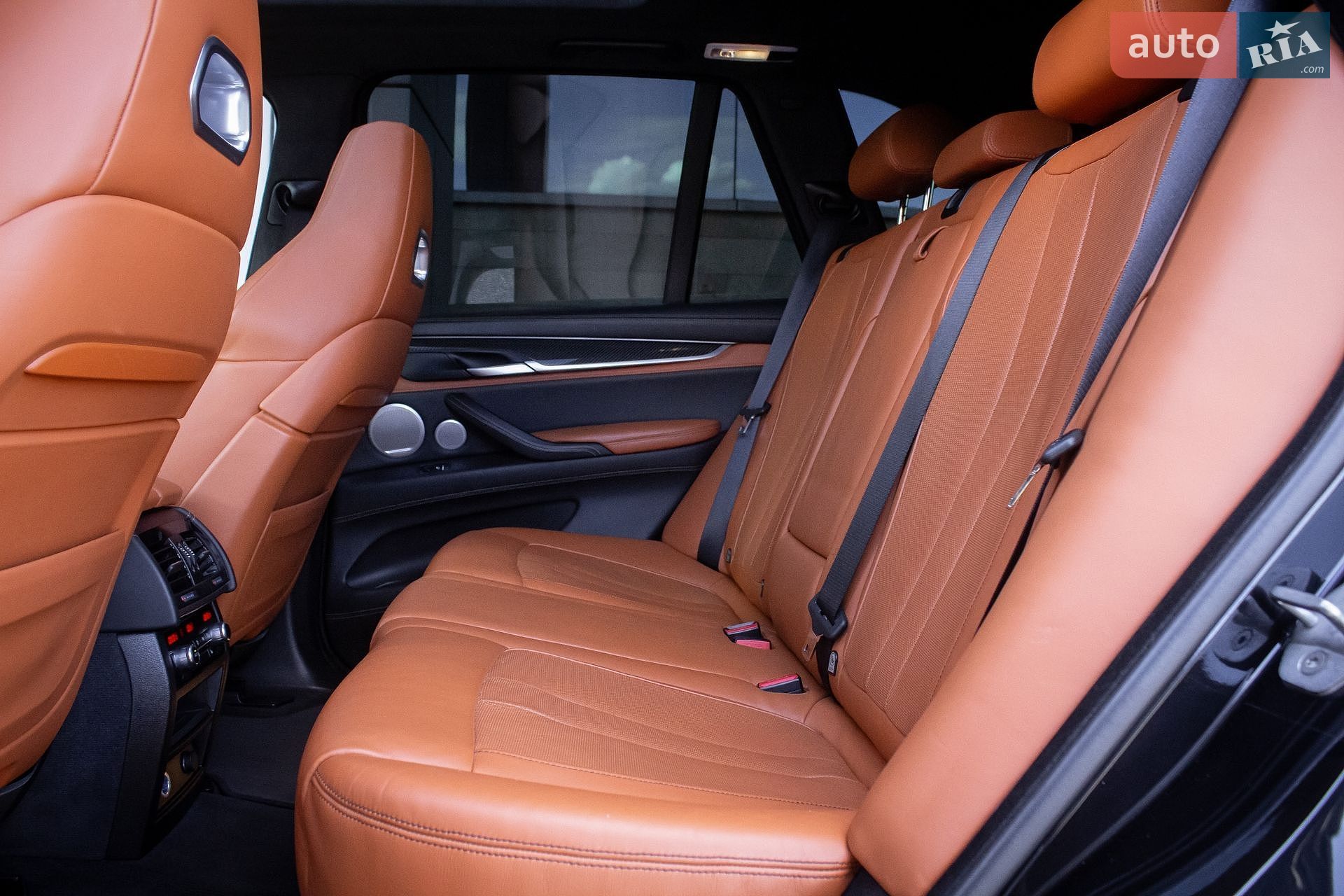 BMW X5 M 2015 VIN WBSKT610500C88322 фото оголошення 14 з 71