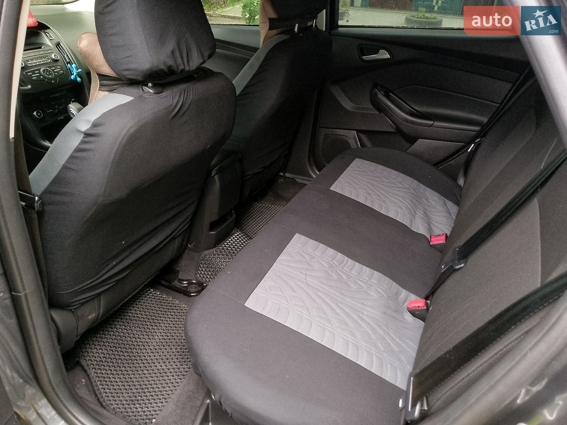 Ford Focus 2017 VIN 1FADP3F22HL348292 фото оголошення 5 з 13