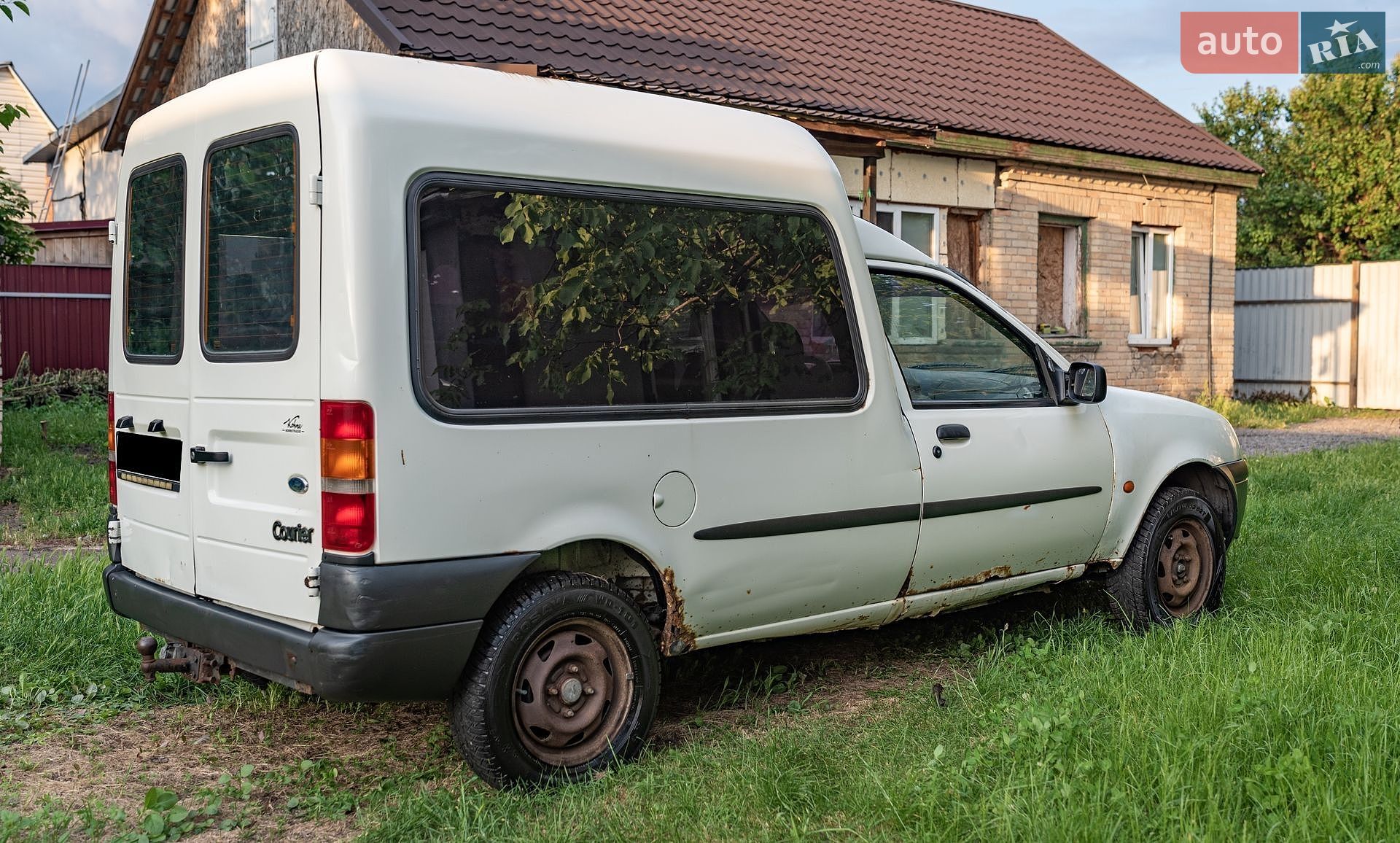 Ford Courier 1997 VIN WF03XXBAJ3VE17443 фото оголошення 6 з 49