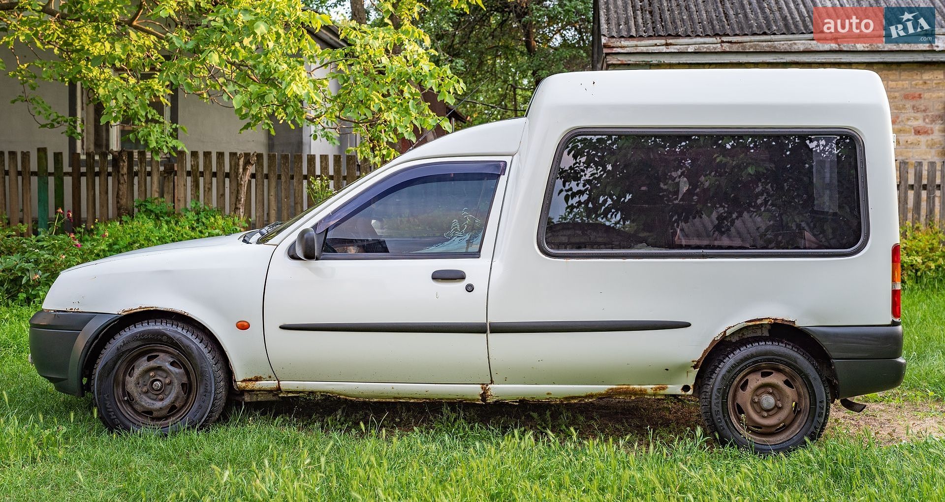 Ford Courier 1997 VIN WF03XXBAJ3VE17443 фото оголошення 11 з 49