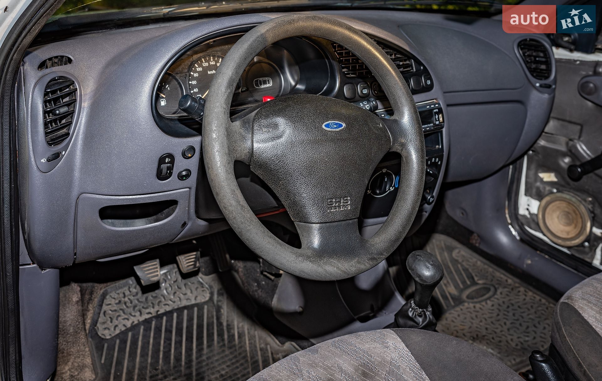 Ford Courier 1997 VIN WF03XXBAJ3VE17443 фото оголошення 44 з 49