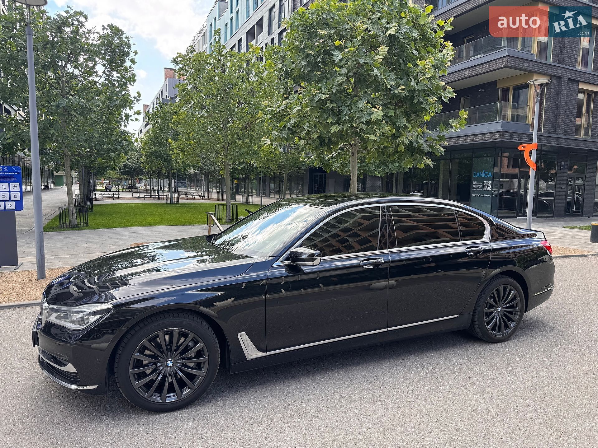 BMW 7 Series 2017 VIN WBA7G21070G494592 фото оголошення 7 з 30