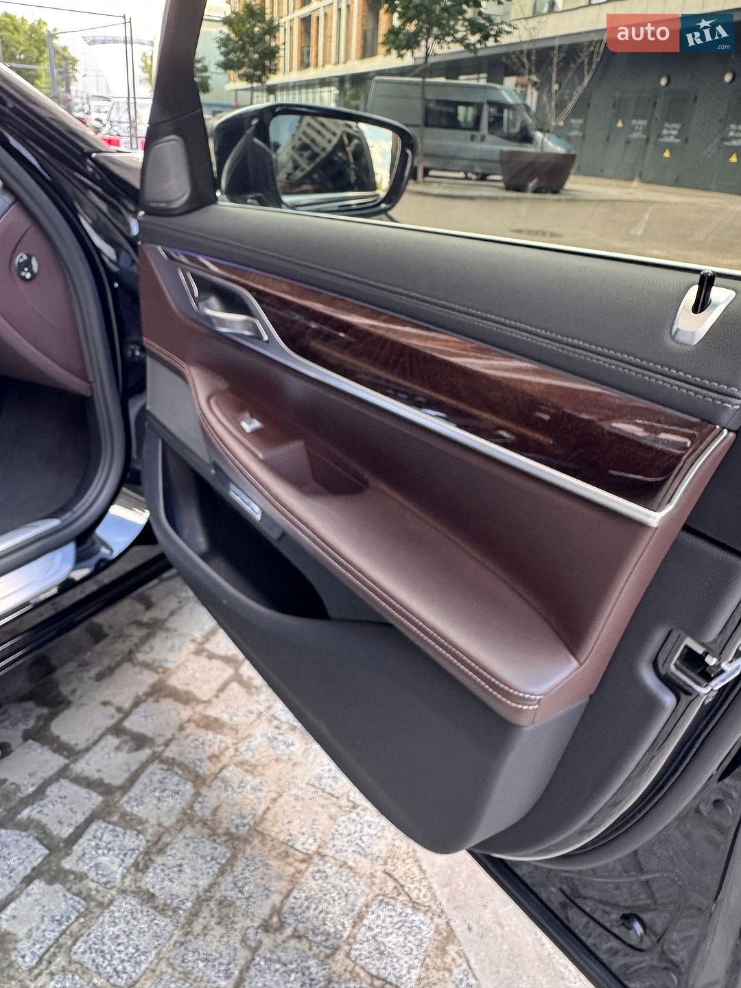 BMW 7 Series 2017 VIN WBA7G21070G494592 фото оголошення 25 з 30