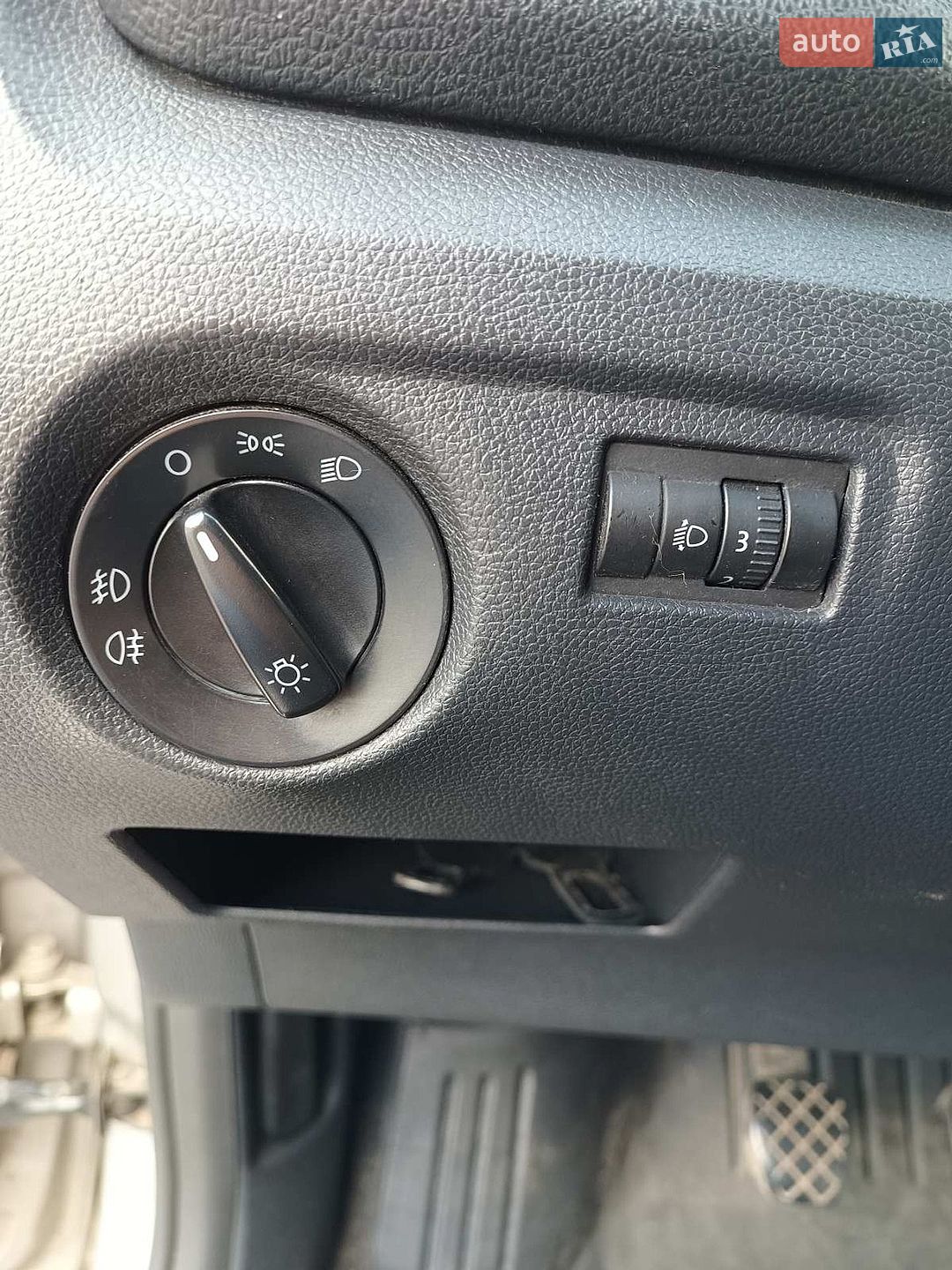 Skoda Fabia 2008 VIN TMBGD65J383162903 фото оголошення 14 з 29