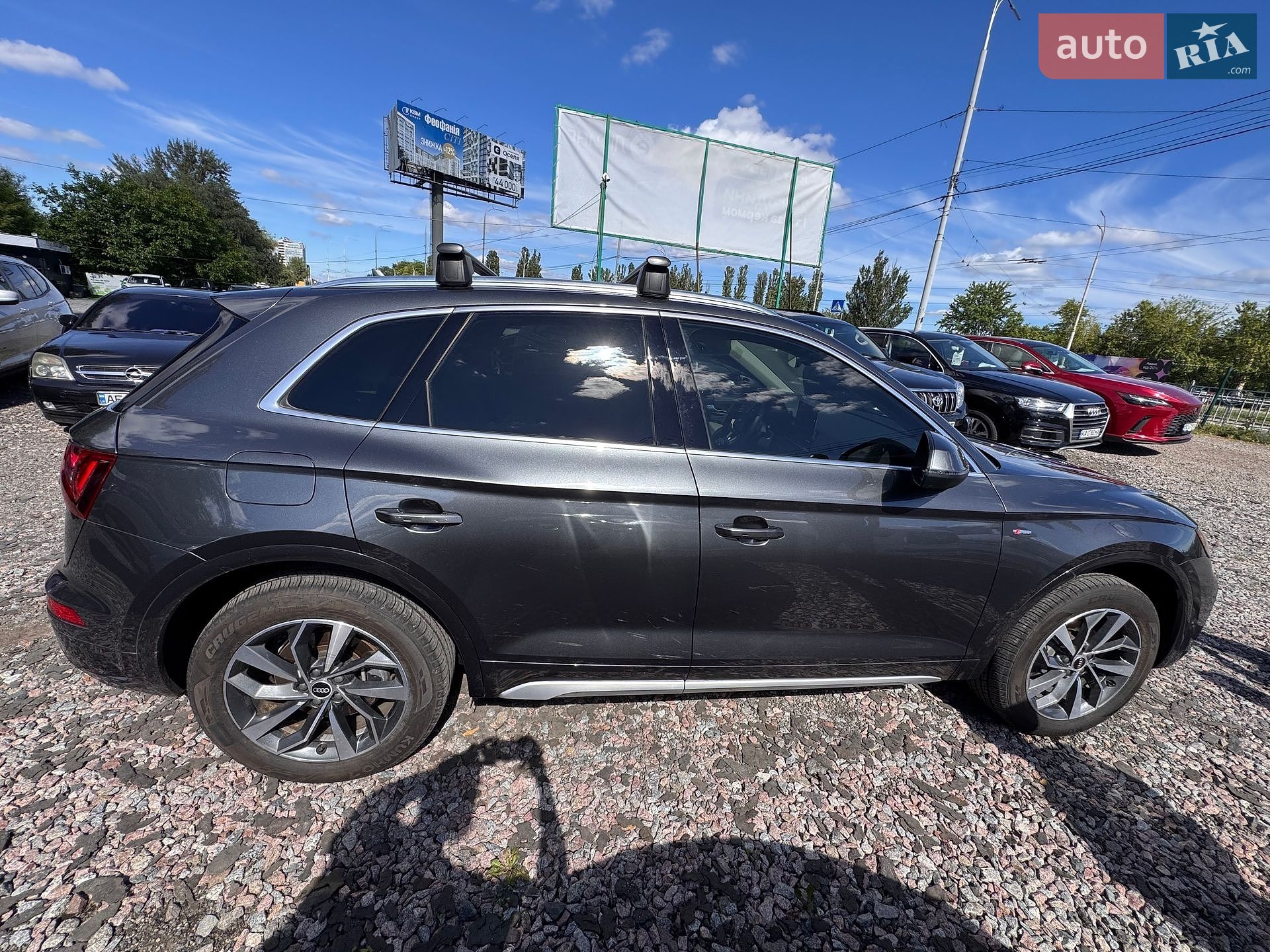 Audi Q5 2022 VIN WA1EAAFY0N2066964 фото оголошення 10 з 41