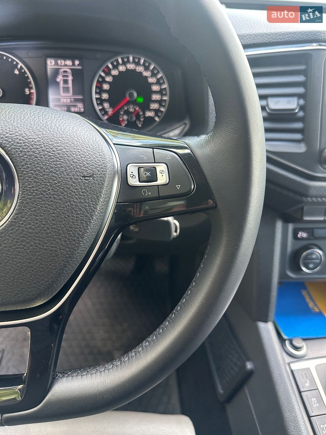 Volkswagen Amarok 2019 VIN WV1ZZZ2HZLH005059 фото оголошення 16 з 37
