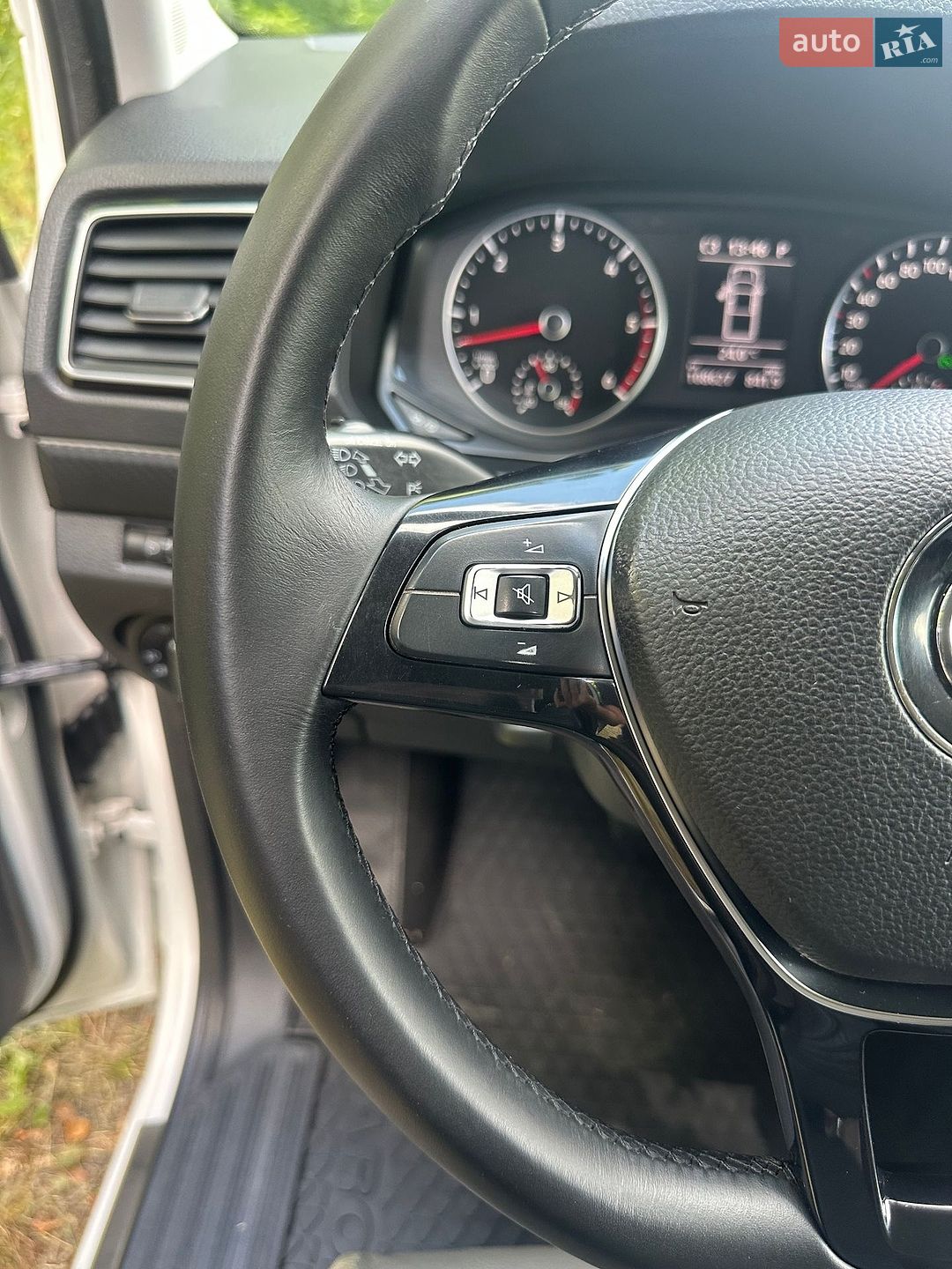 Volkswagen Amarok 2019 VIN WV1ZZZ2HZLH005059 фото оголошення 21 з 37