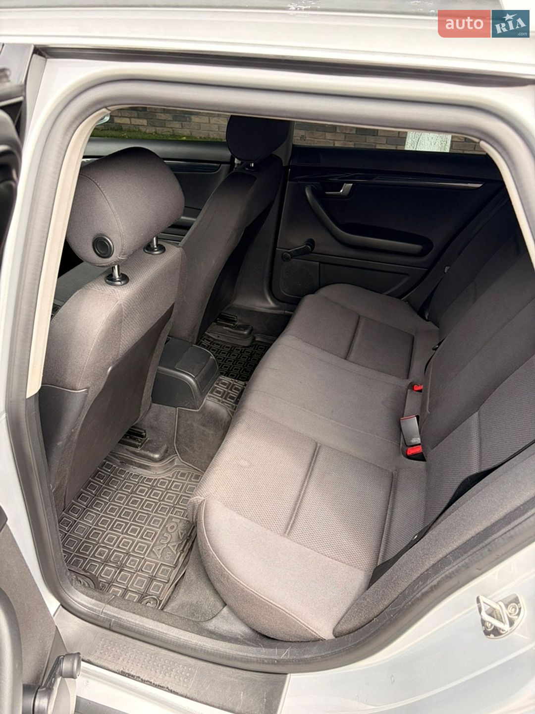 Audi A4 2004 VIN WAUZZZ8E45A007498 фото оголошення 12 з 40