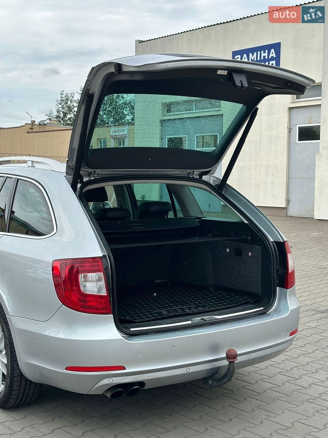 Skoda Superb 2012 VIN TMBLE73T2C9047995 фото оголошення 10 з 25