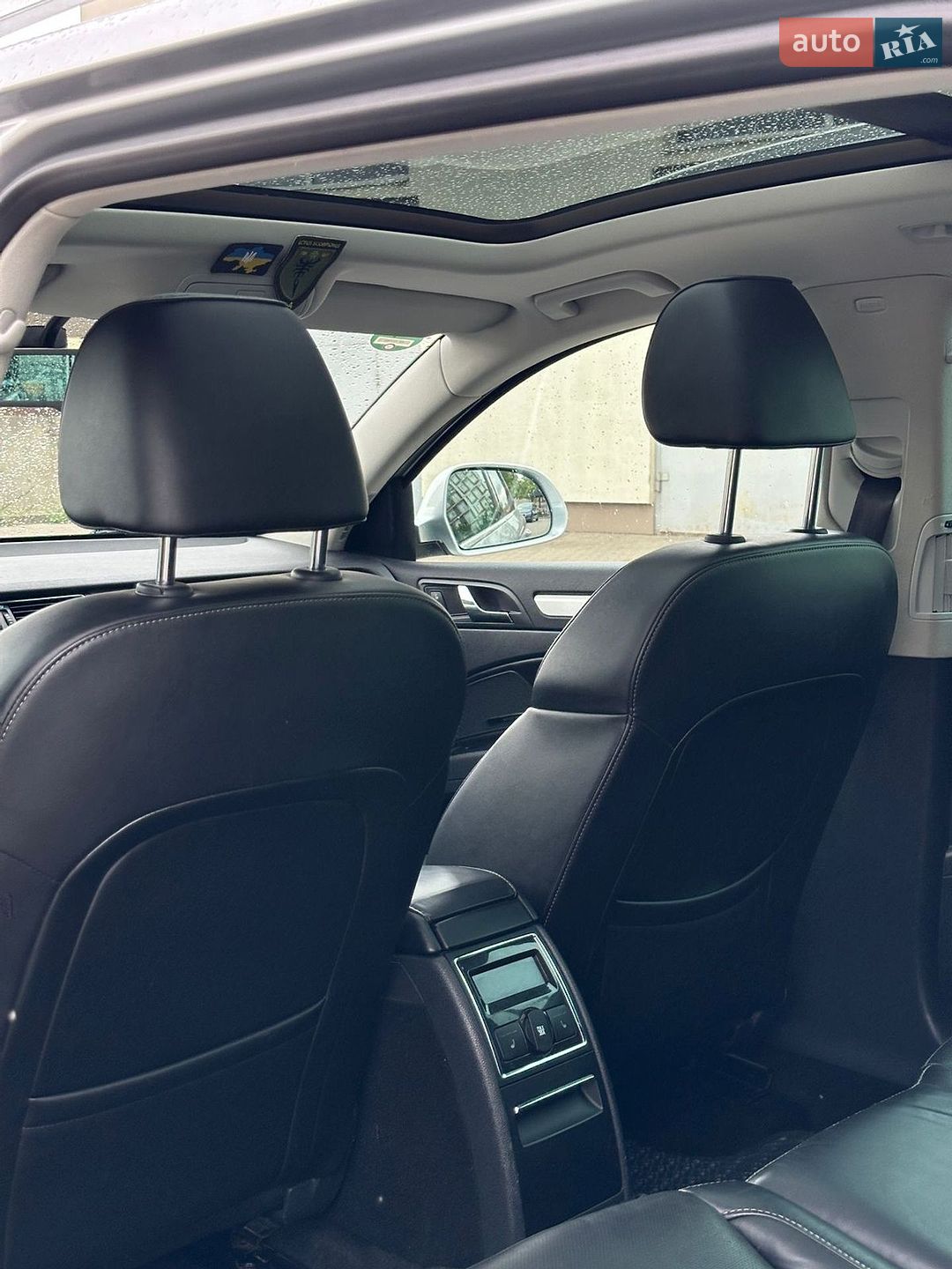 Skoda Superb 2012 VIN TMBLE73T2C9047995 фото оголошення 17 з 25