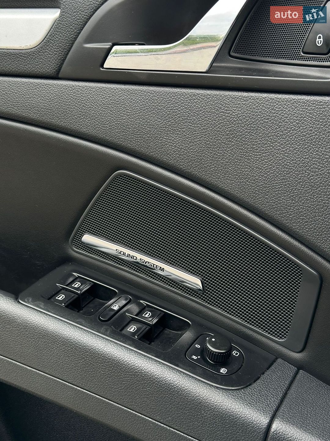 Skoda Superb 2012 VIN TMBLE73T2C9047995 фото оголошення 21 з 25