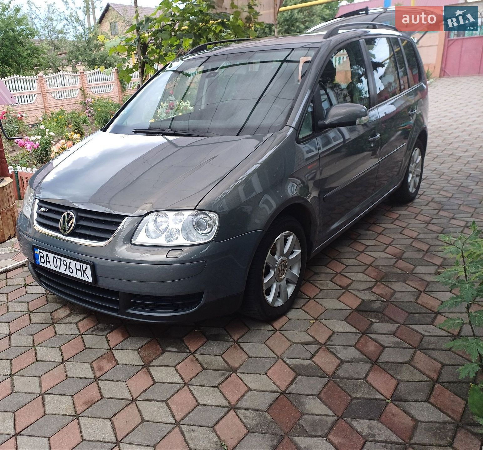 Volkswagen Touran 2006 VIN WVGZZZ1TZ6W110645 фото оголошення 9 з 10