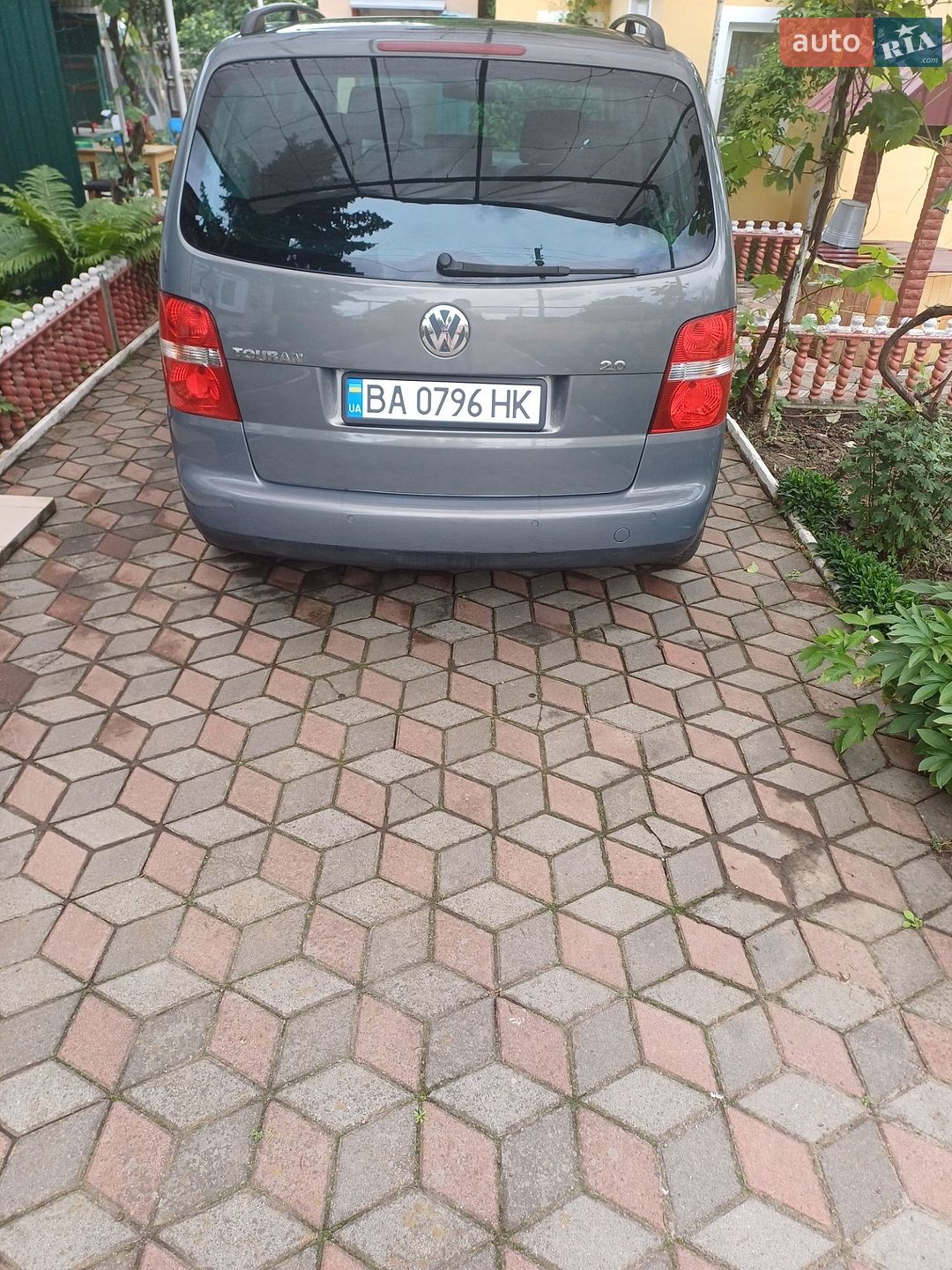 Volkswagen Touran 2006 VIN WVGZZZ1TZ6W110645 фото оголошення 8 з 10