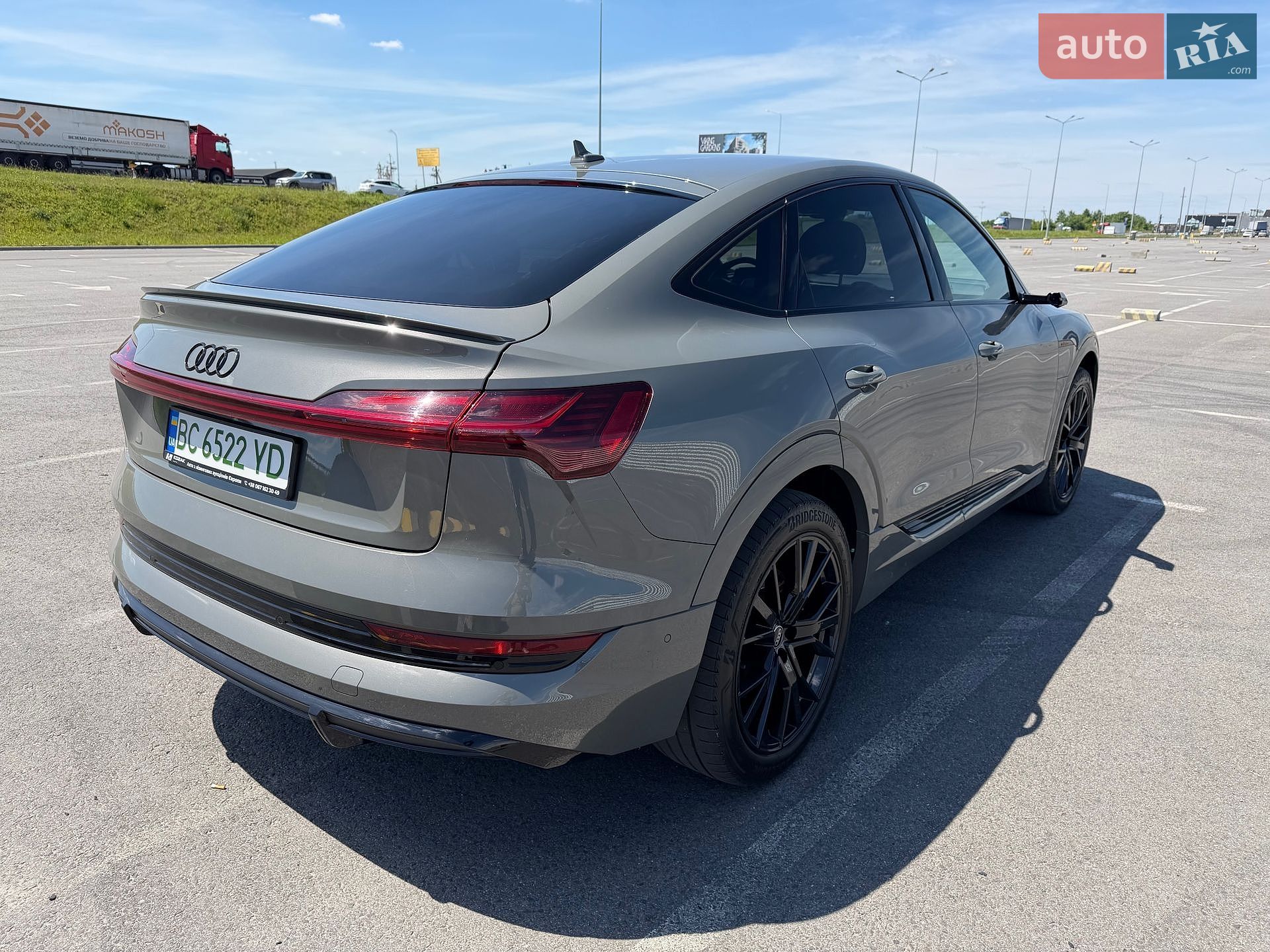 Audi e-tron Sportback 2022 VIN WAUZZZGE6NB031409 фото оголошення 7 з 33