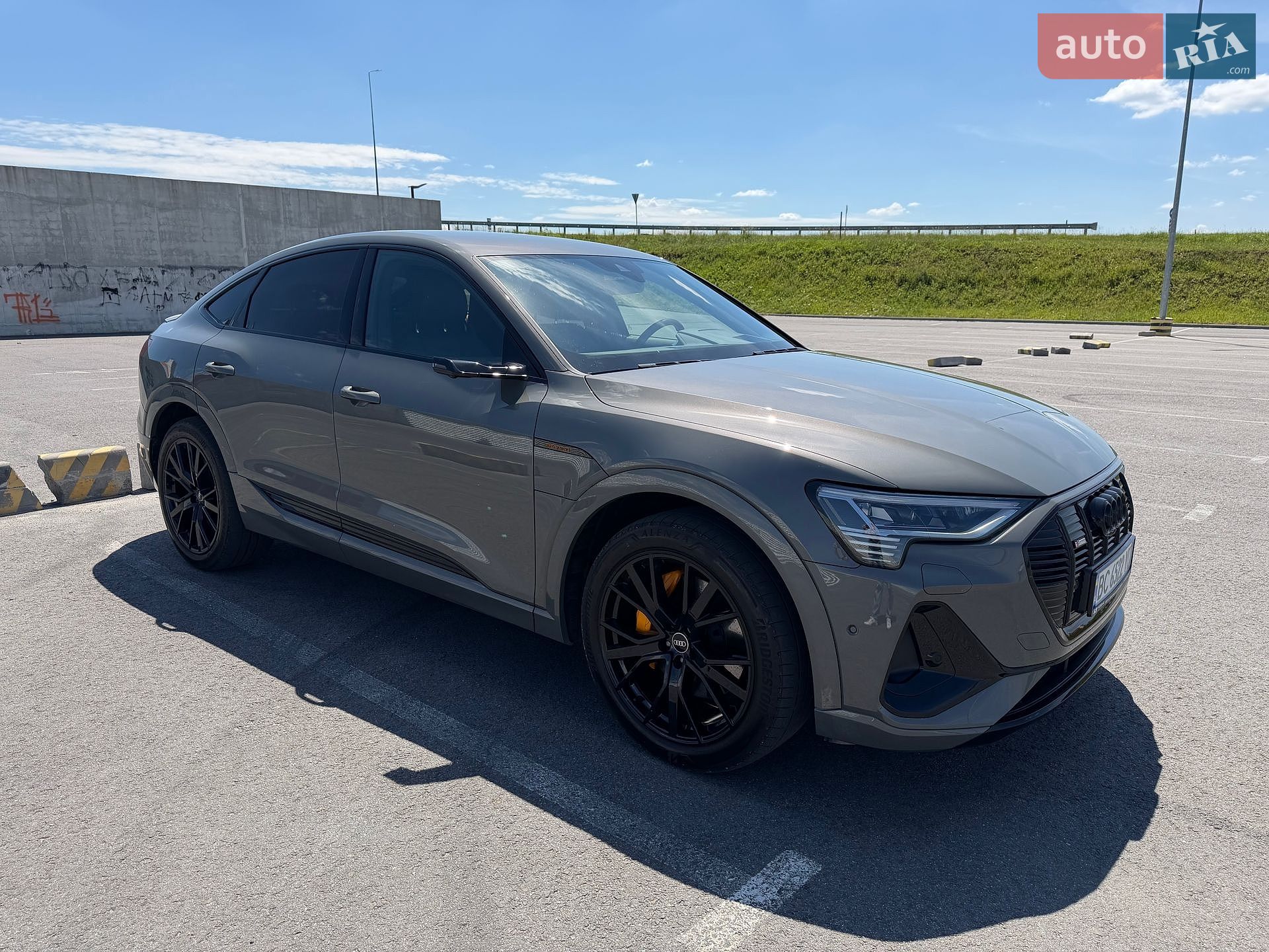 Audi e-tron Sportback 2022 VIN WAUZZZGE6NB031409 фото оголошення 8 з 33