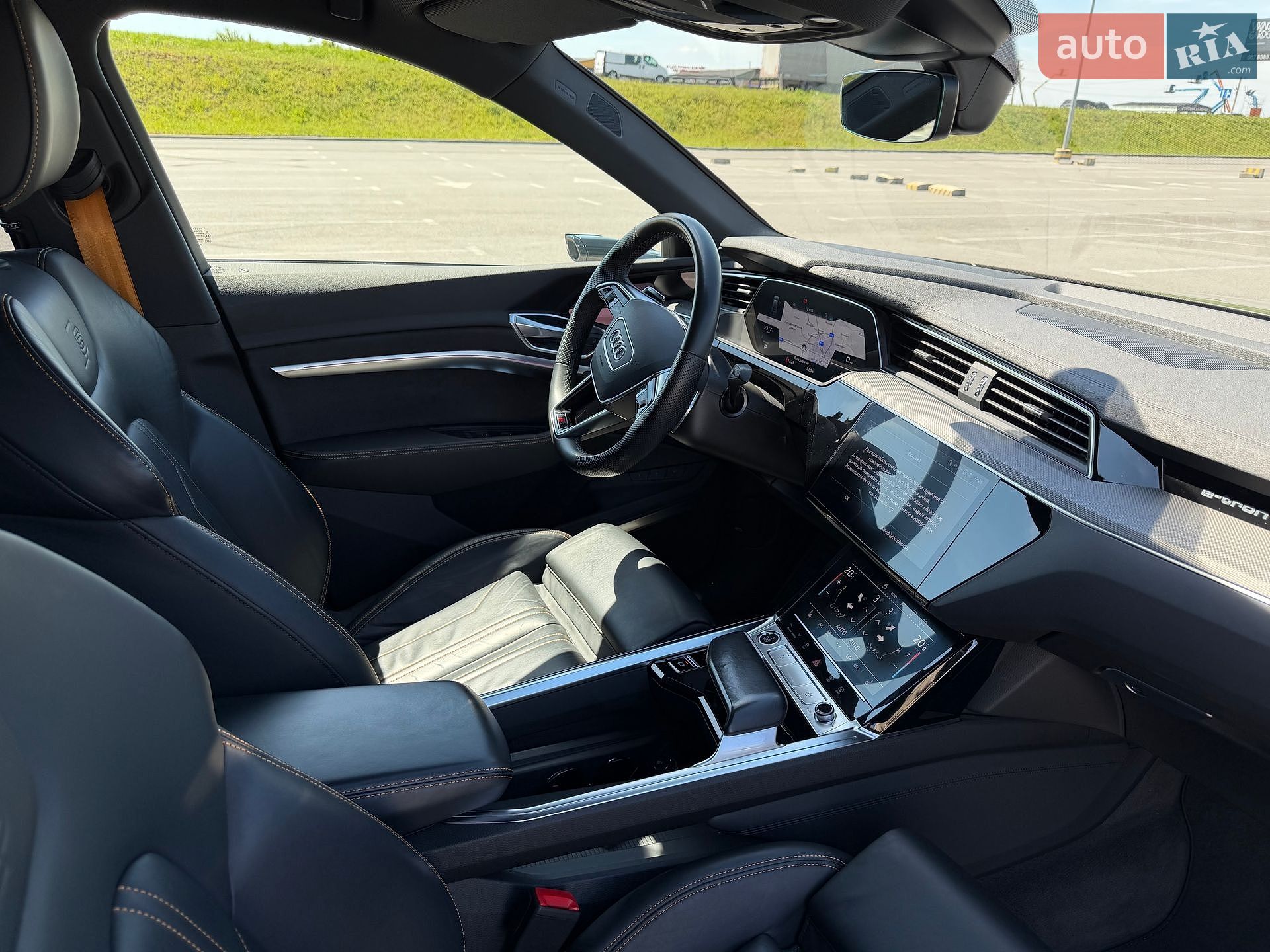 Audi e-tron Sportback 2022 VIN WAUZZZGE6NB031409 фото оголошення 22 з 33
