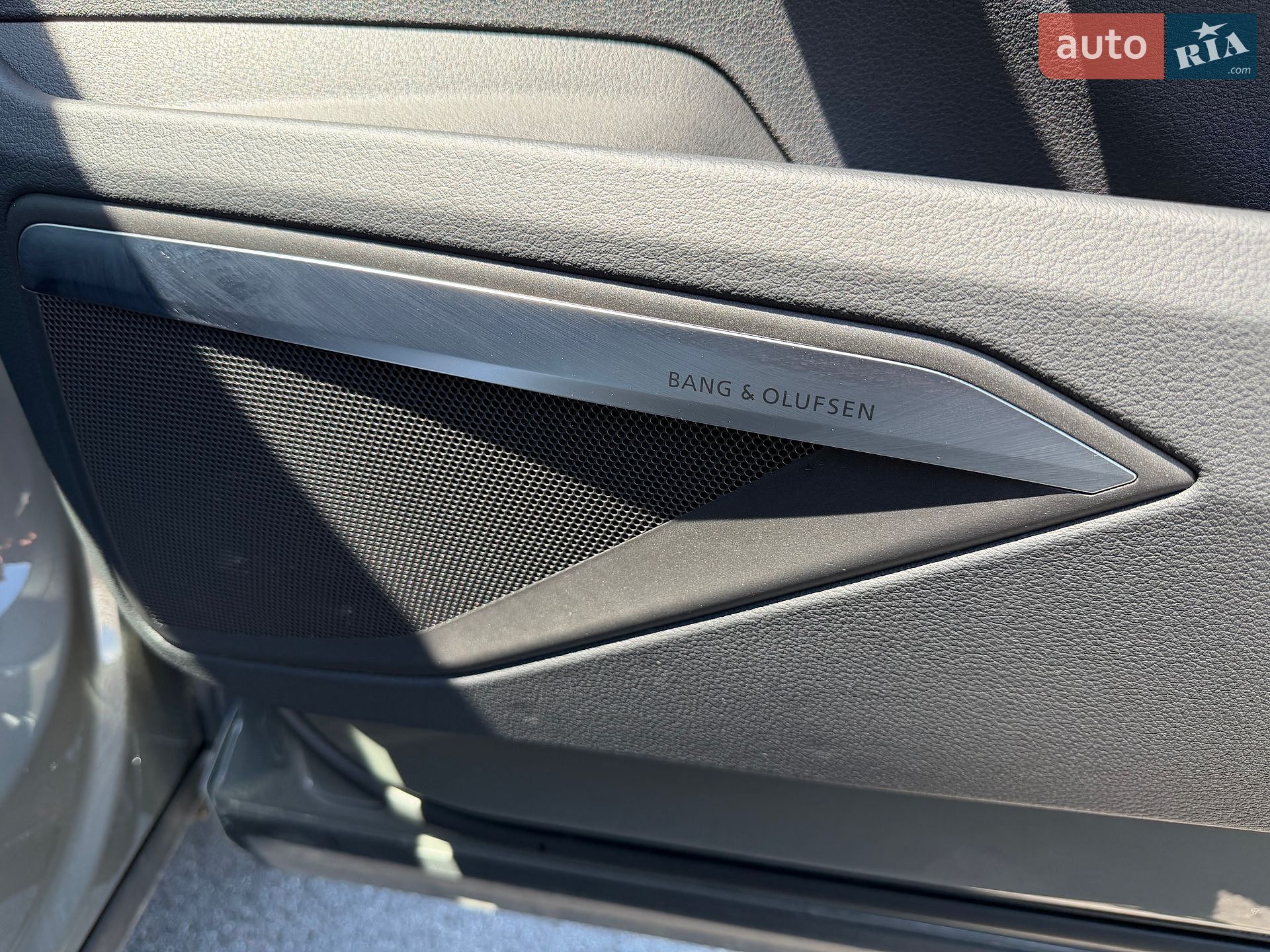 Audi e-tron Sportback 2022 VIN WAUZZZGE6NB031409 фото оголошення 14 з 33