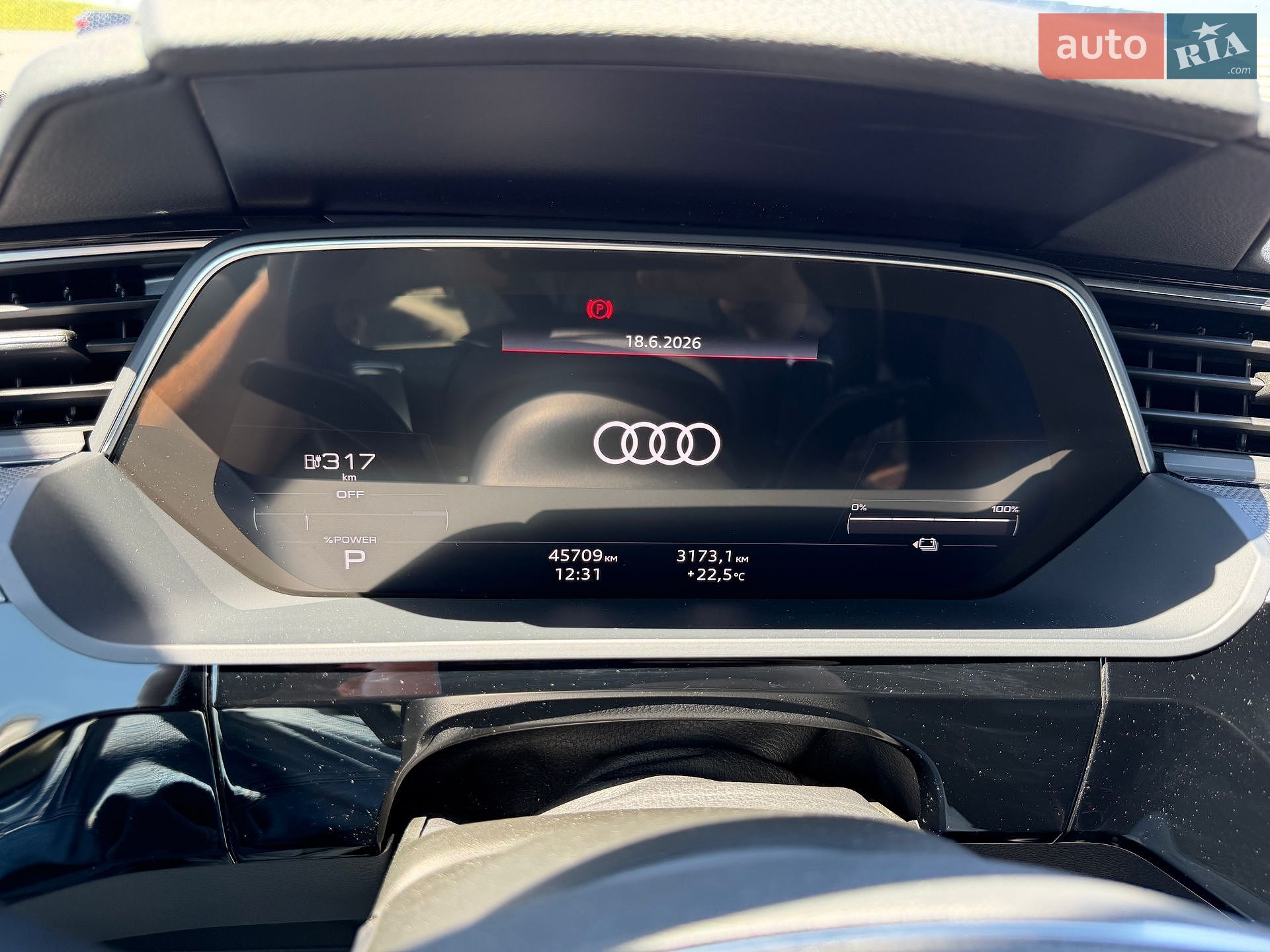 Audi e-tron Sportback 2022 VIN WAUZZZGE6NB031409 фото оголошення 27 з 33